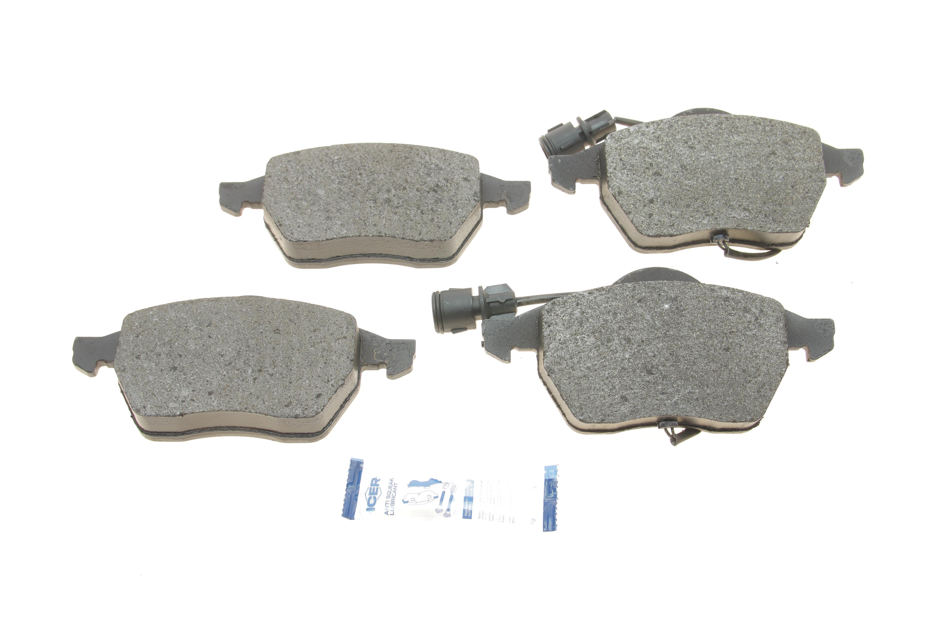 Колодки гальмівні (передні) Audi 100 90-94/Audi A6 94-97 (+датчики)