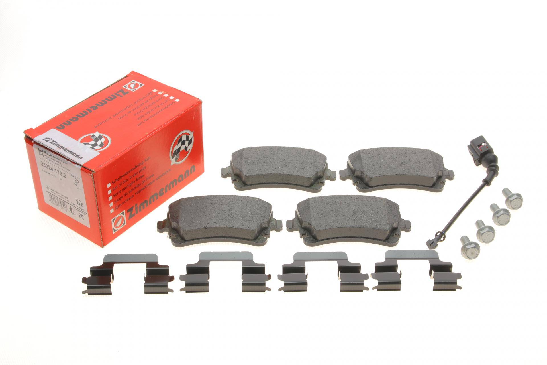 Колодки гальмівні (задні) VW T5 (Lucas) (з датчиком) (з аксесуарами)