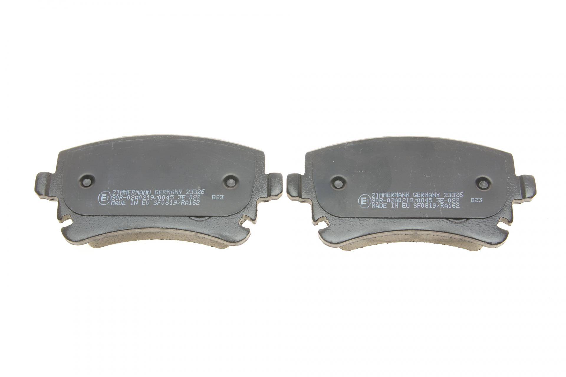 Колодки гальмівні (задні) VW T5 (Lucas) (з датчиком) (з аксесуарами)