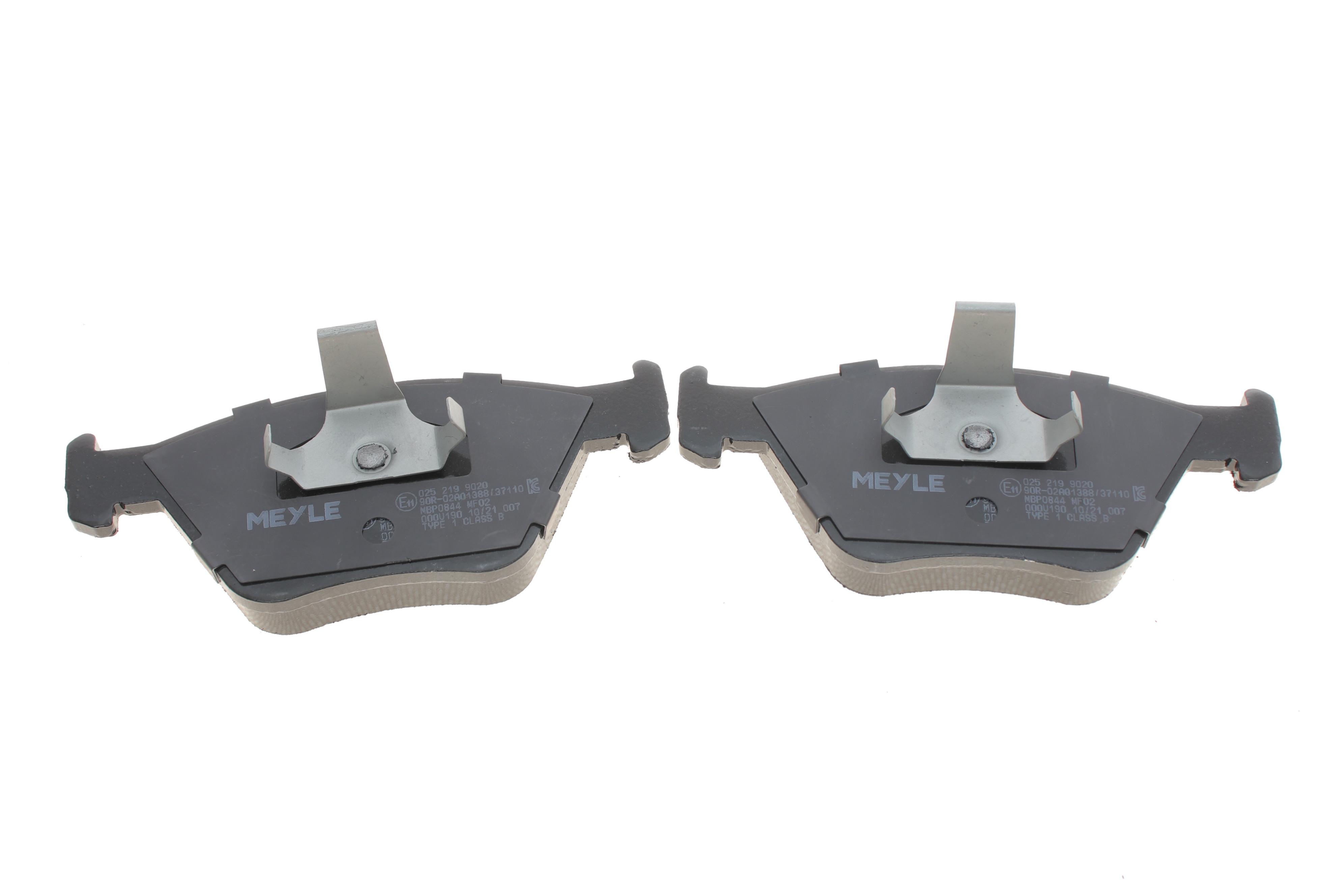 Колодки гальмівні (передні) BMW 5 (E39) 95-04 (Ate)