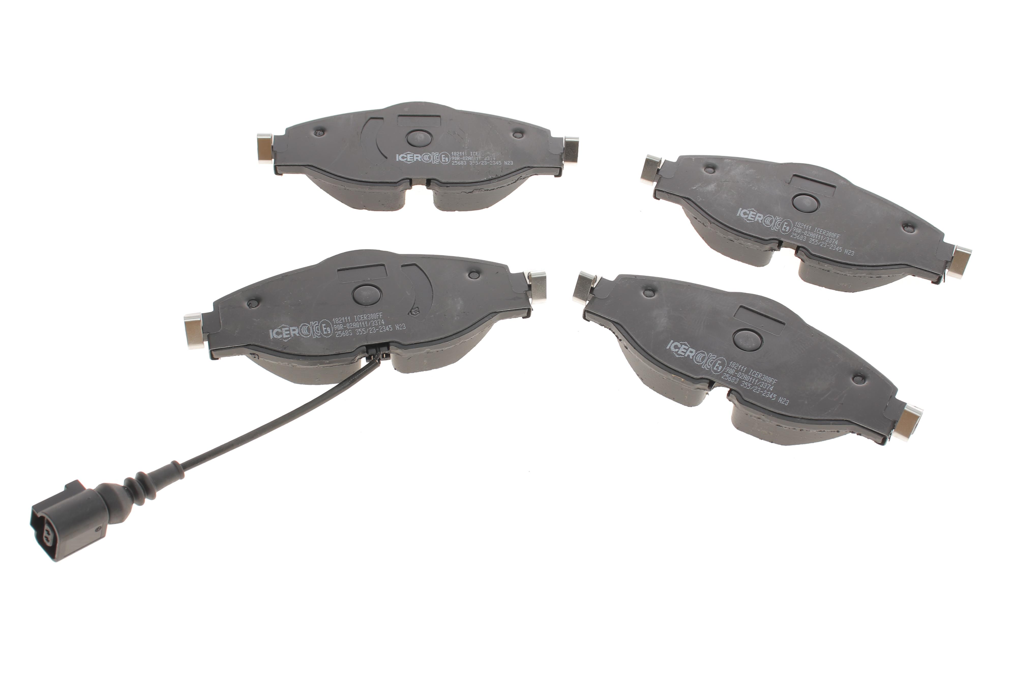 Колодки гальмівні (передні) Audi A3/Q2/Q3/Seat/Skoda Octavia/Kodiaq/VW Golf/Passat B8 12- (+датчик)