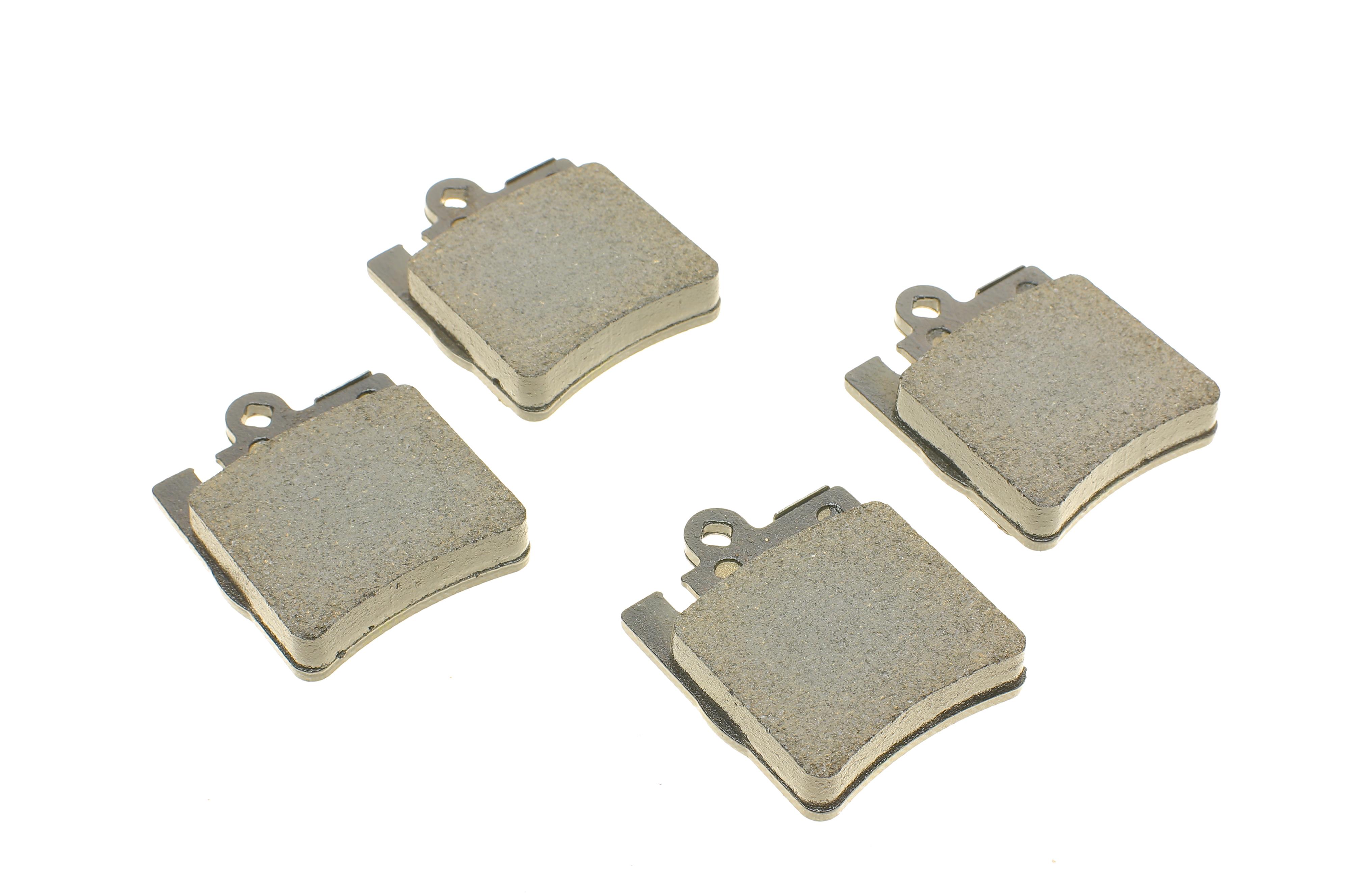 Колодки гальмівні (задні) MB C-class (W203/S203/CL203)/CLK-class (C209) 00-11/E-class (S210) 96-99