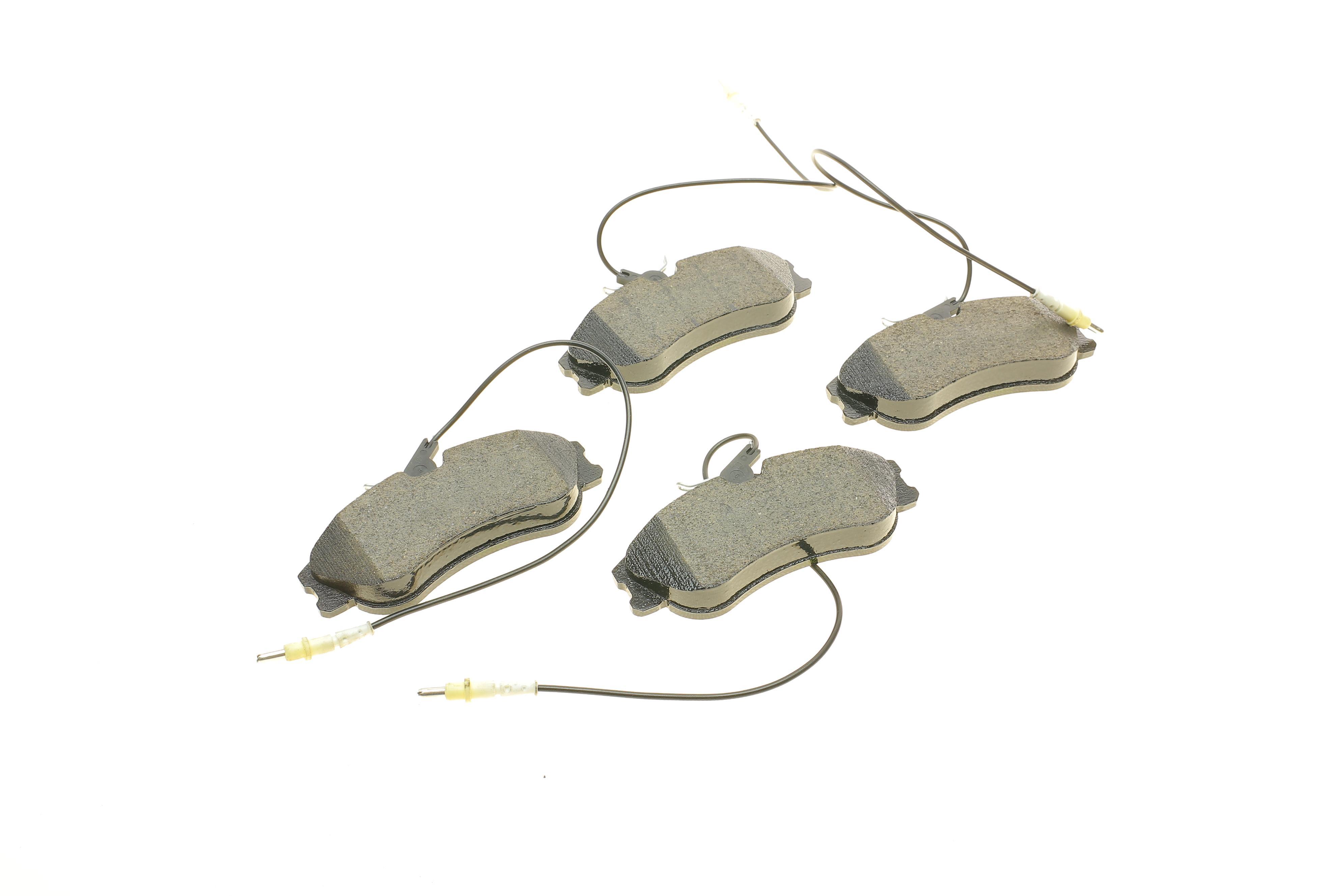 Колодки гальмівні (передні) Citroen Berlingo 96-11/Xsara/Peugeot 306 93-05/Partner 96-15 (+датчики)