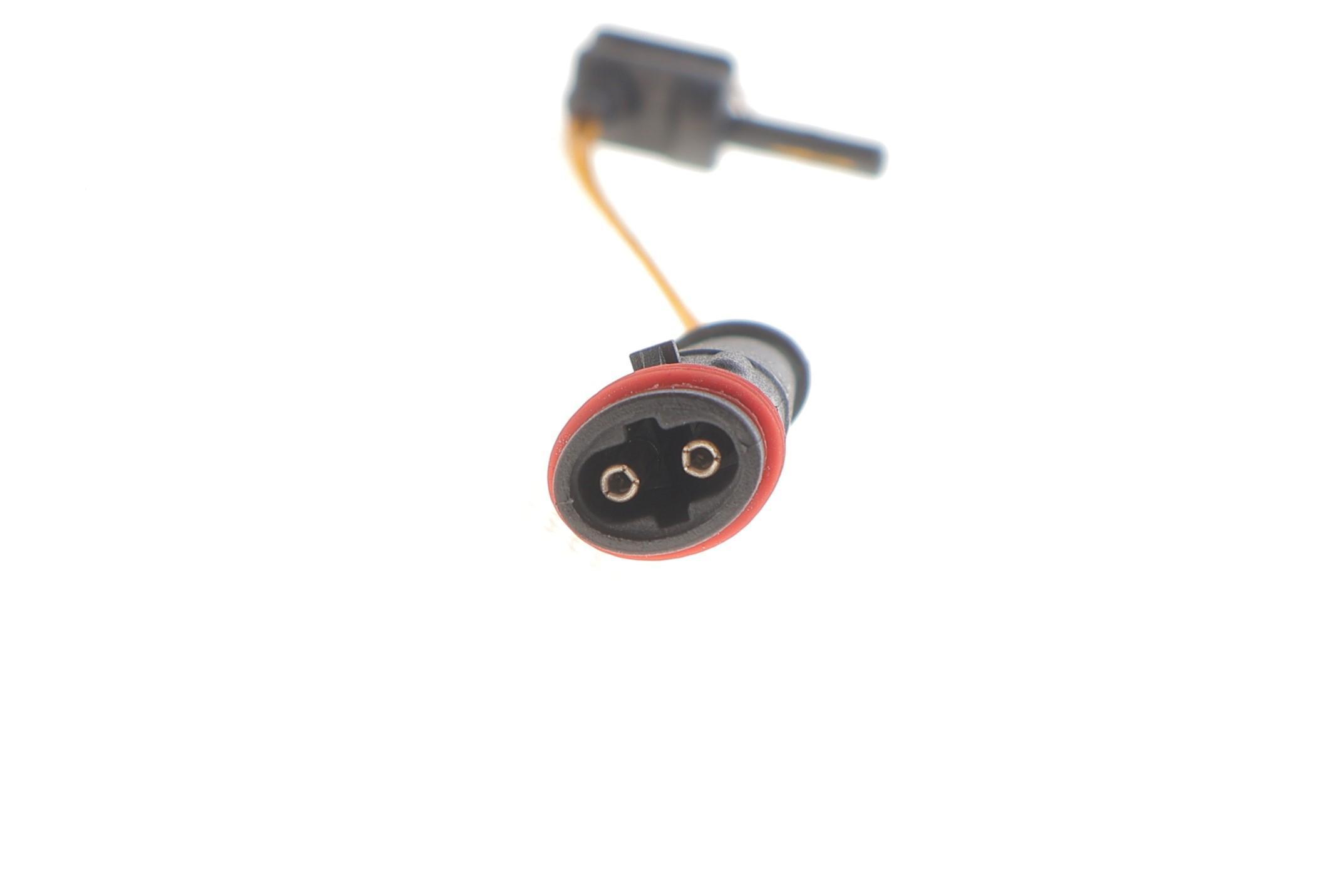 Колодки гальмівні (передні) MB E-class (W211/S211) 02-09 (+датчики)