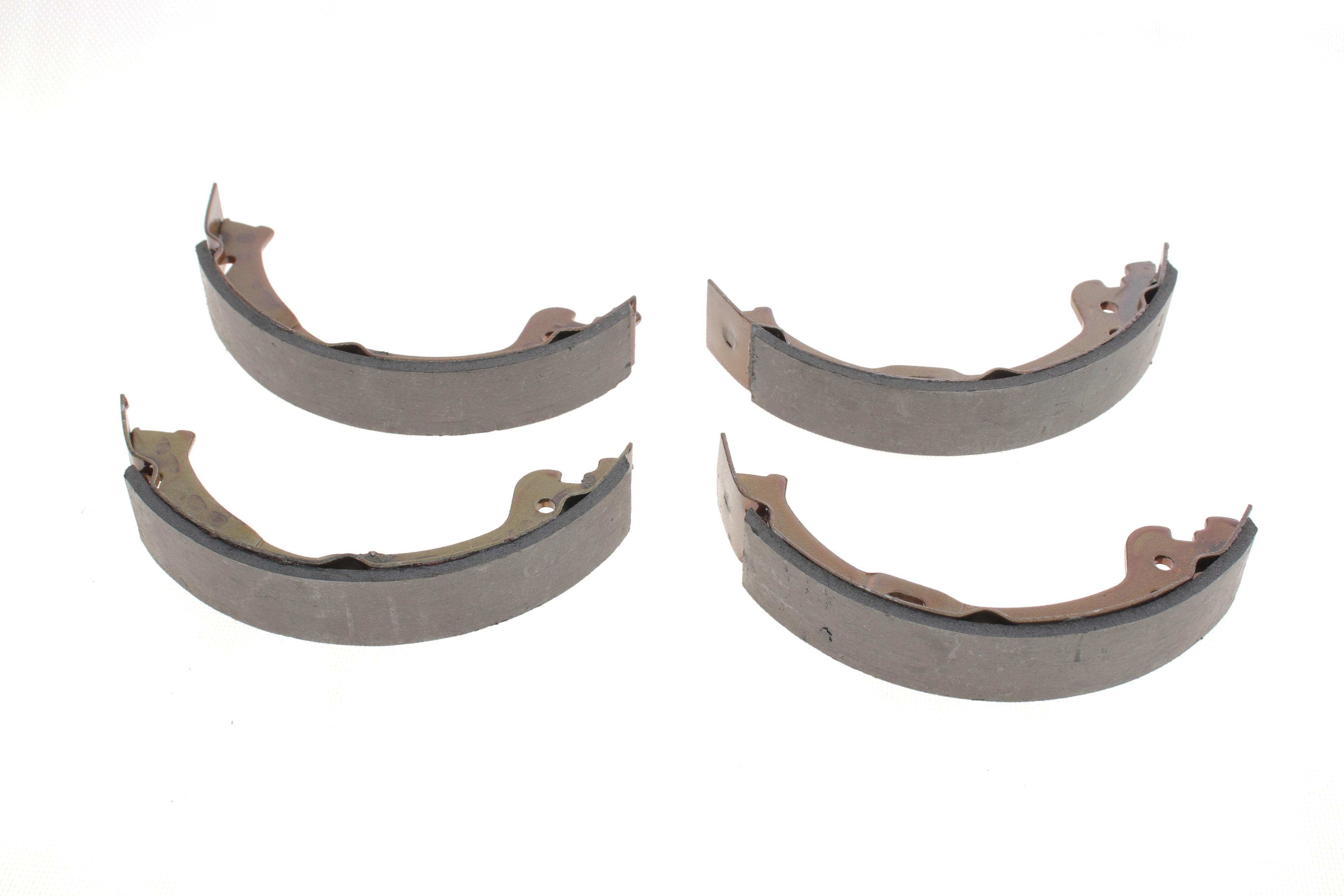 Колодки ручника Chrysler Grand Voyager 95- (180x30)