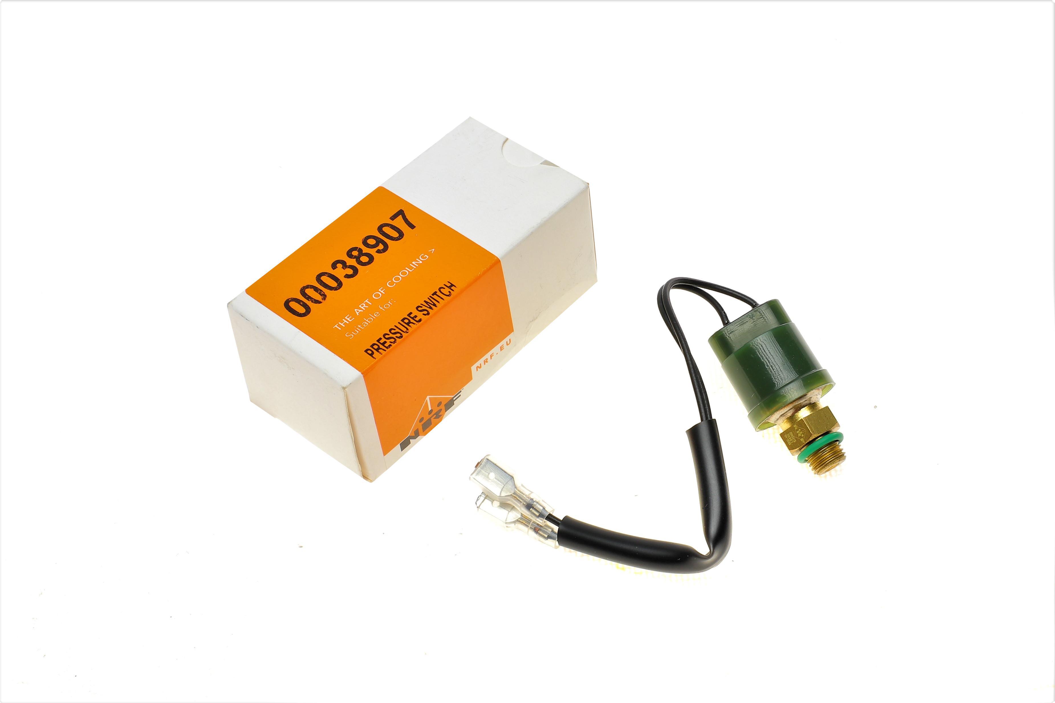 Датчик тиску кондиціонера MB V-class 2.0-2.2 96-03/E-class (W124/S124/A124) 2.0-6.0 93-98