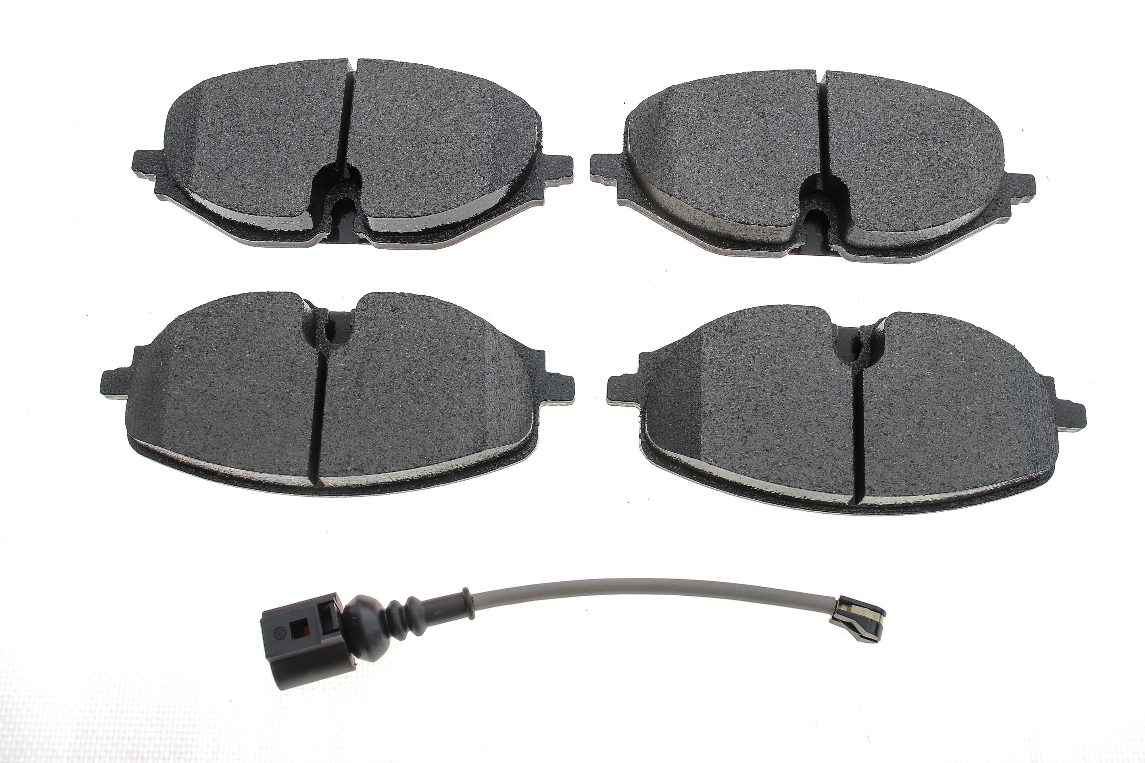 Колодки гальмівні (передні) Audi A3/Skoda Octavia/Seat Leon/VW Golf VIII 19-/Caddy 20- (+датчики)