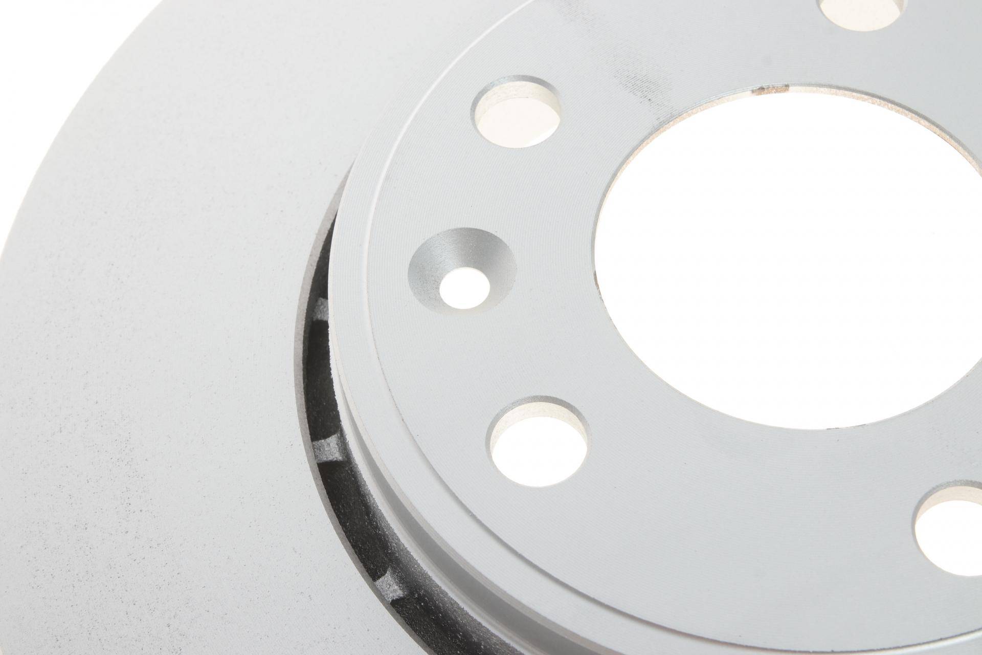 Диск гальмівний (передній) Renault Trafic/Opel Vivaro/Nissan Primastar 01- (305x28)