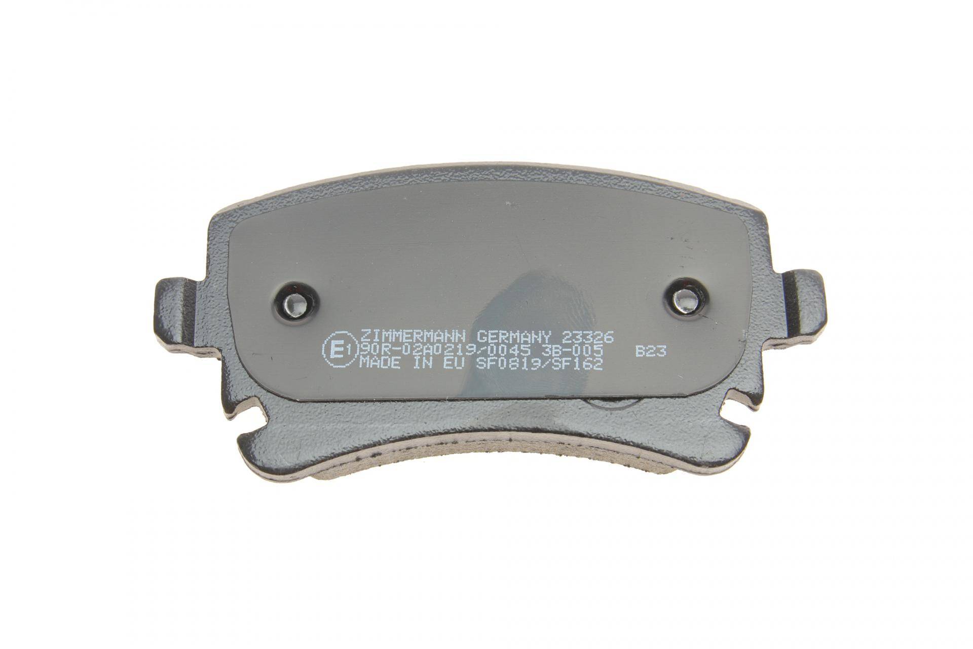 Колодки гальмівні (задні) VW T5 03- (Lucas) (з датчиком)