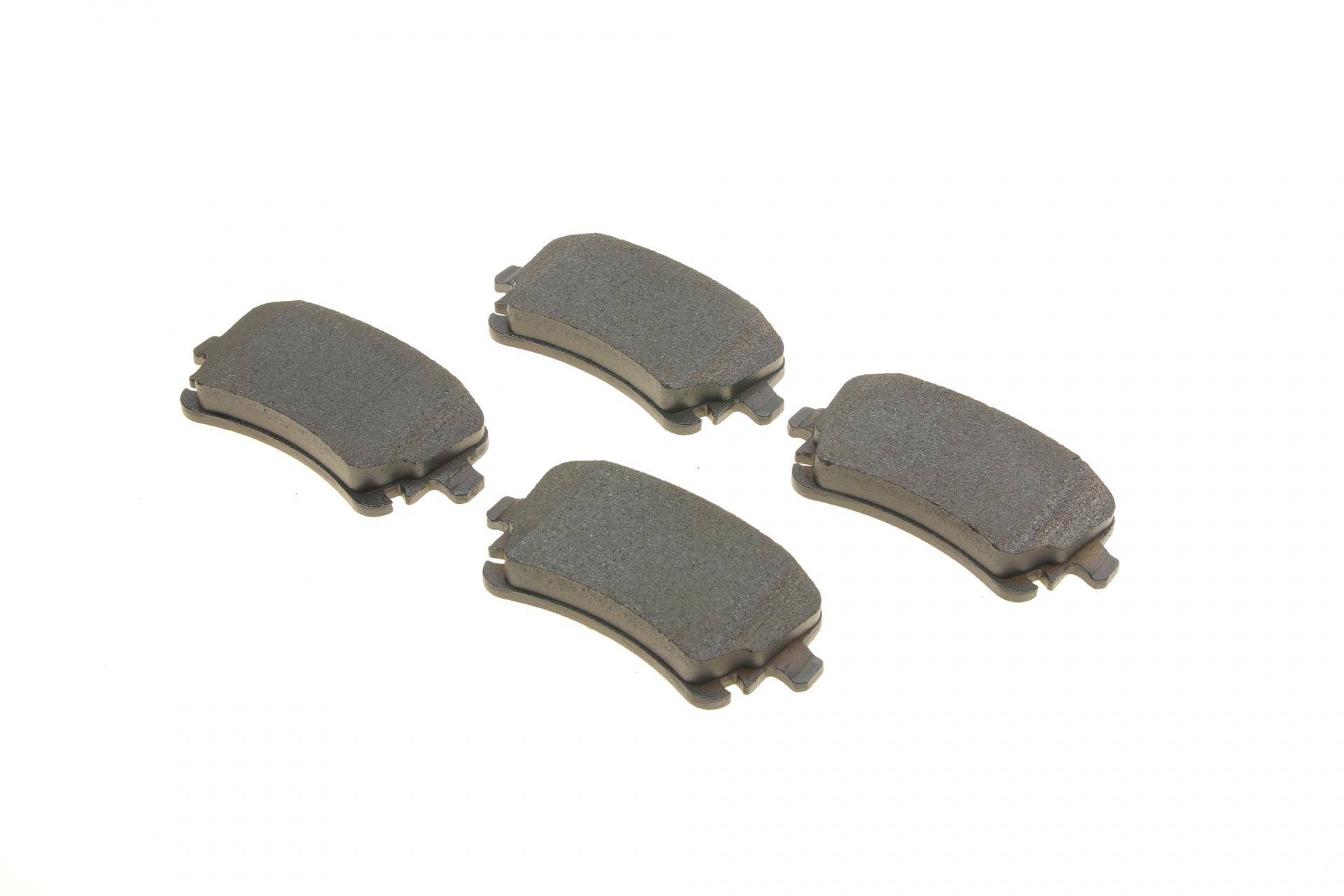 Колодки гальмівні (задні) VW T5 03- (Lucas) (з датчиком)