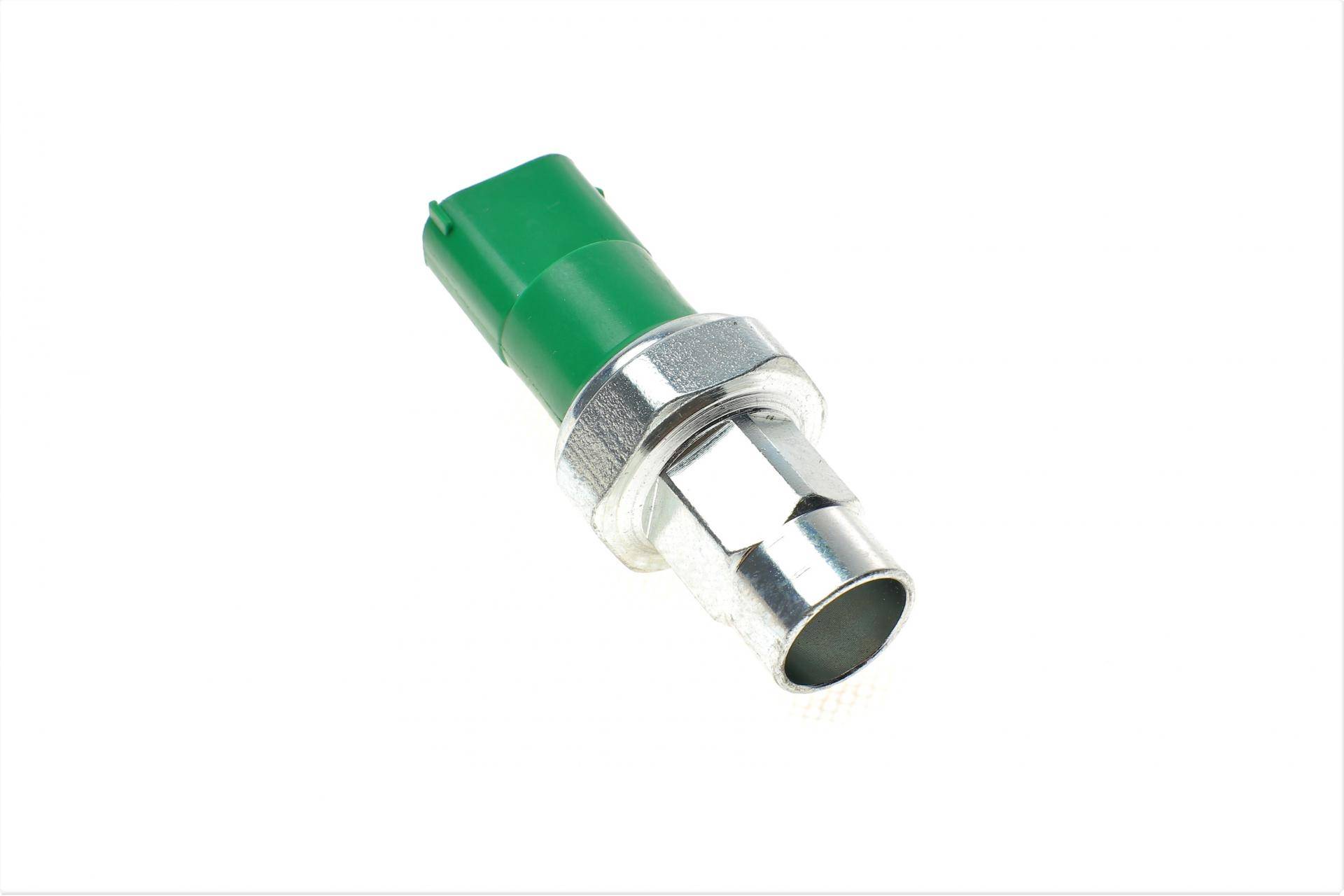 Датчик тиску кондиціонера BMW 5 (E39)/7 (E38) 94-04