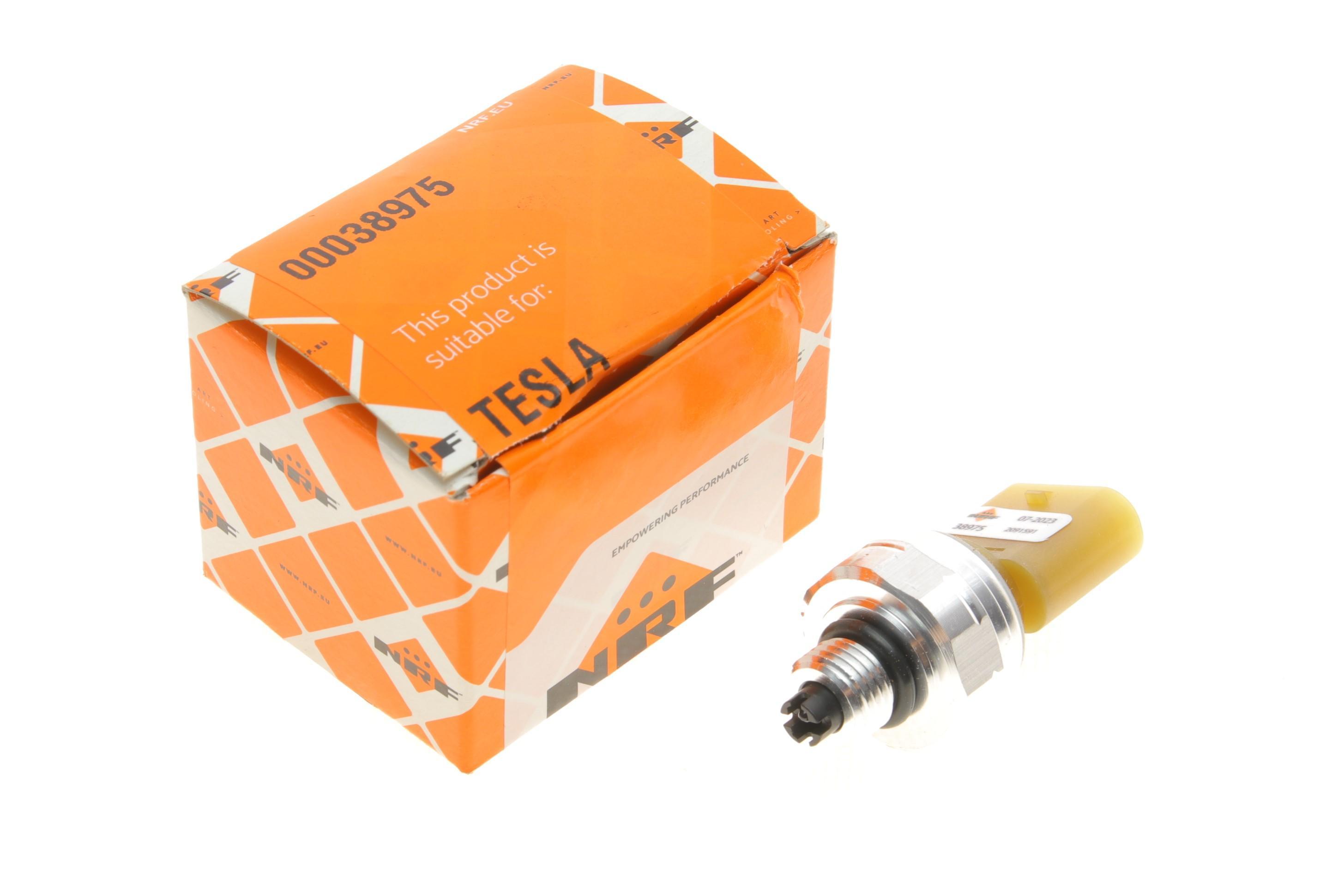 Датчик тиску кондиціонера Tesla Model 3/Y 17-