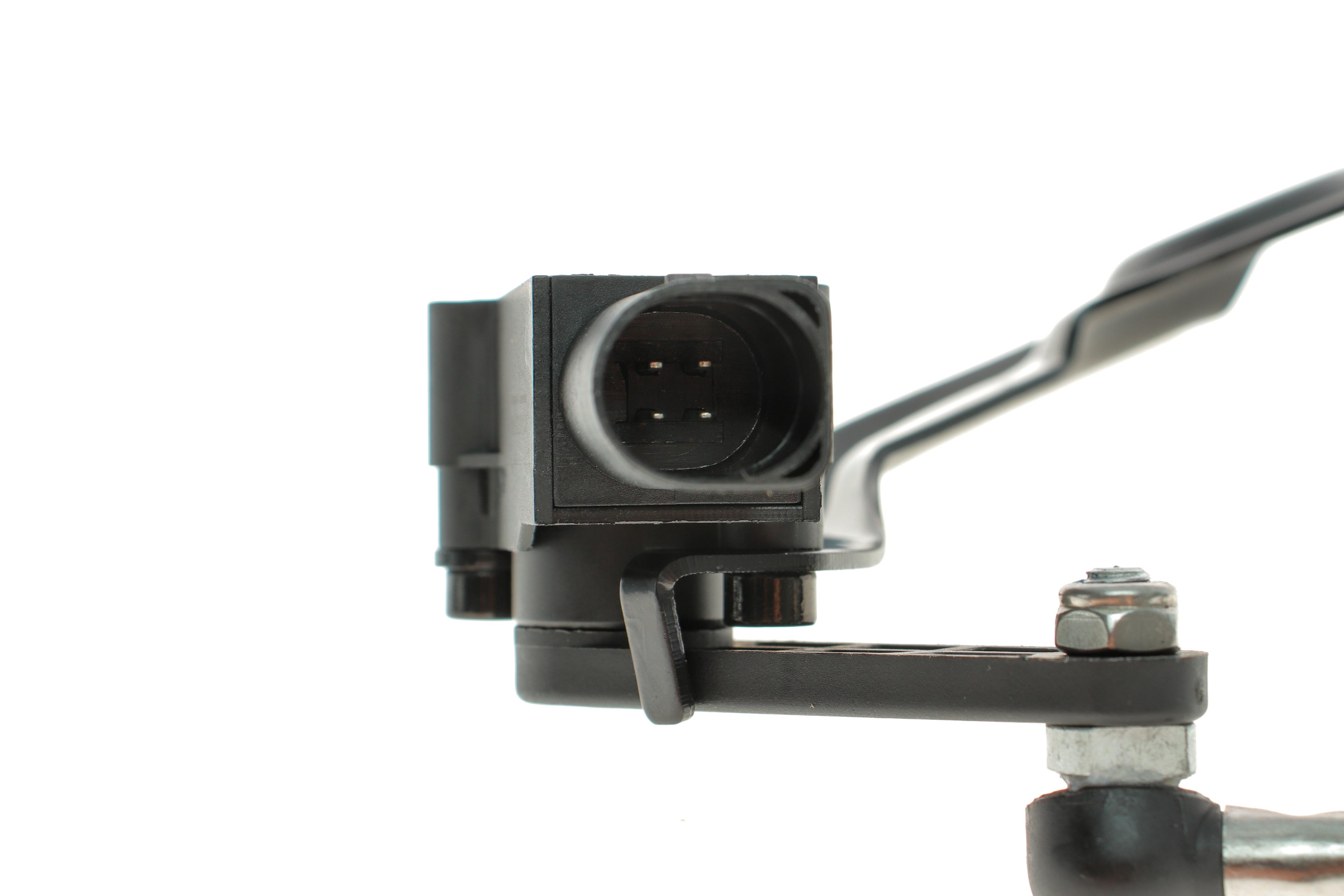 Датчик регулювання кута нахилу фар (задній) Audi A4/A5 07-17 (L)