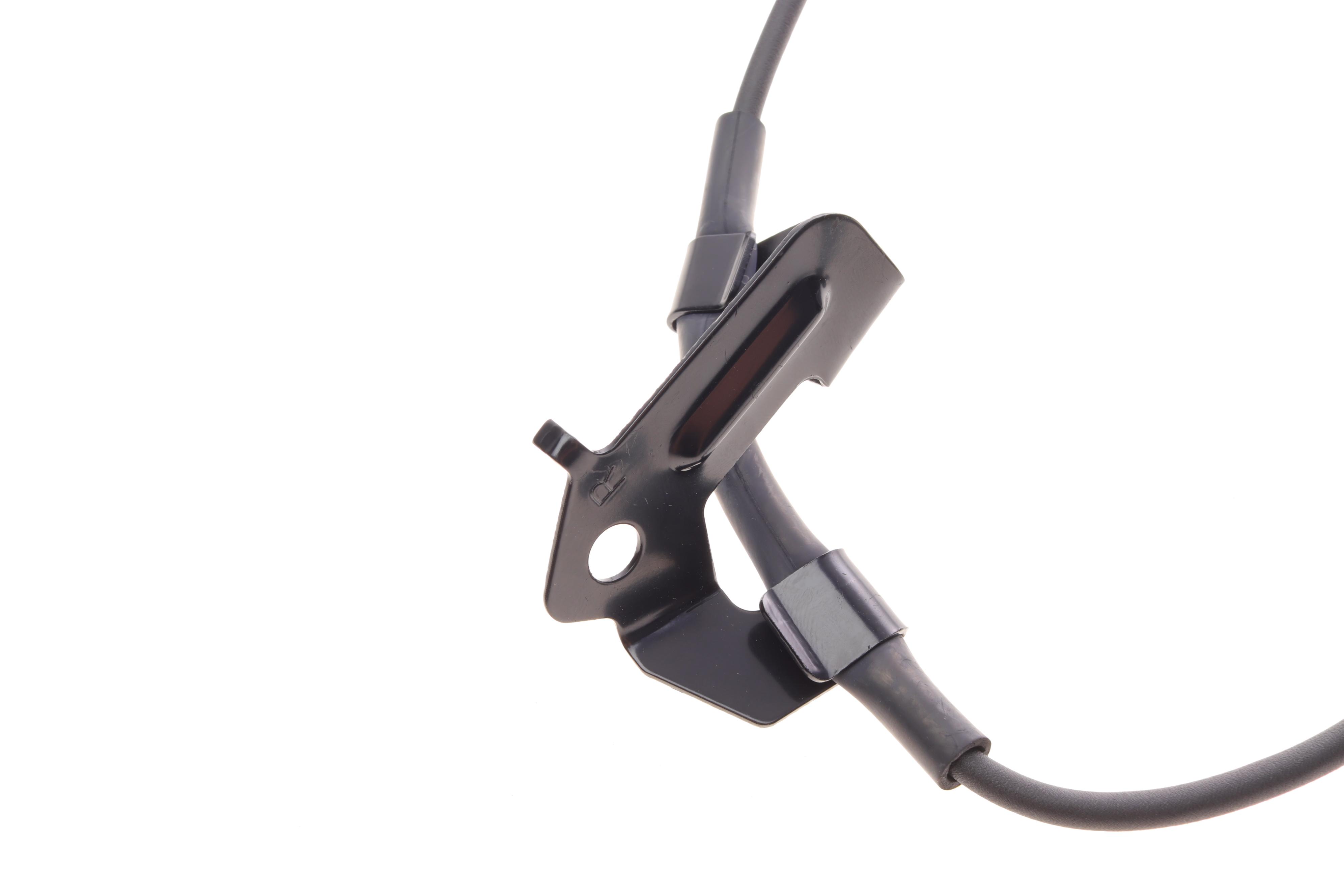 Датчик ABS (передній) Mitsubishi L200 05-15/Pajero Sport 08- (R)