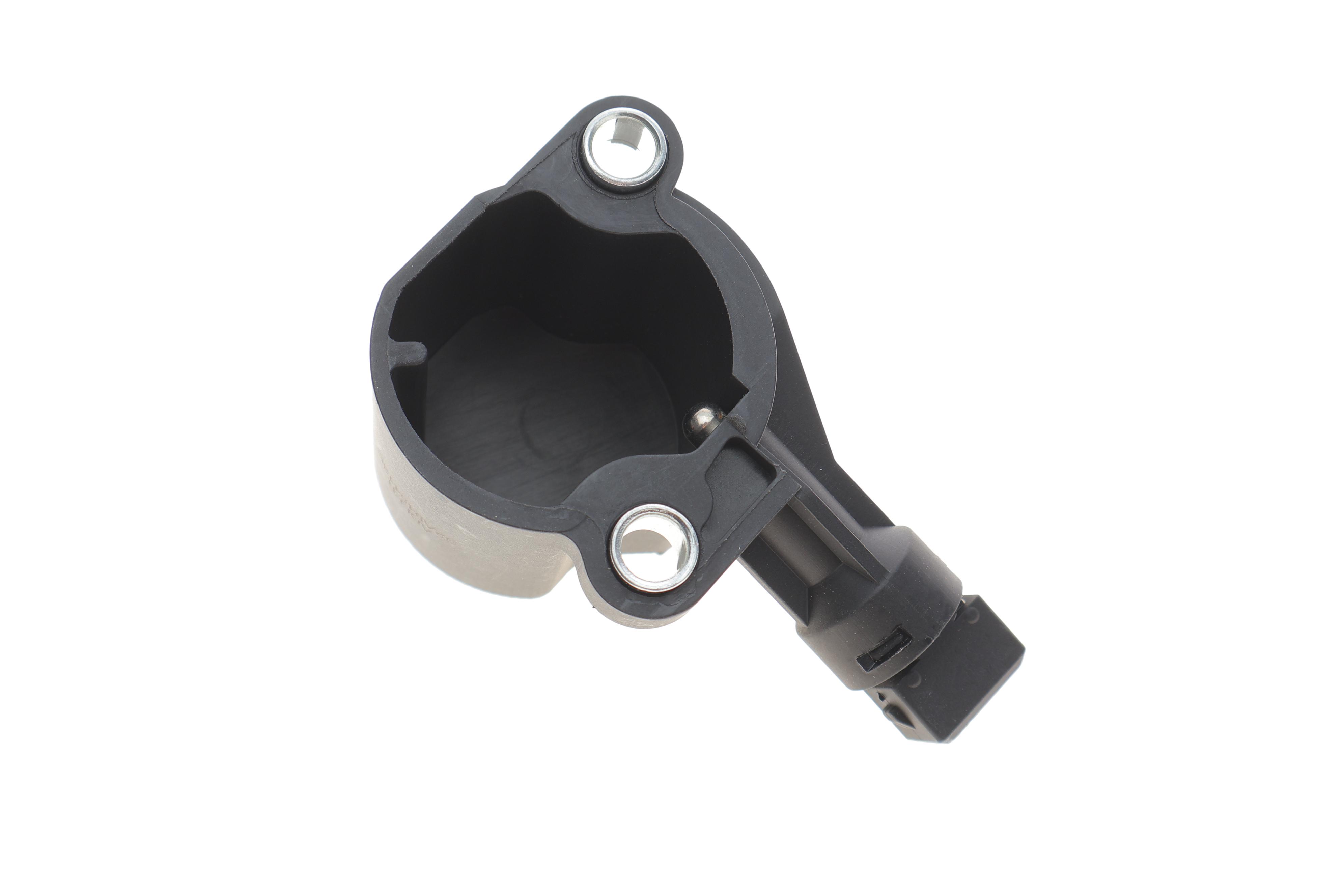 Датчик увімкнення заднього ходу Skoda Octavia/VW Passat/Golf III/IV 1.0-3.2 88-06