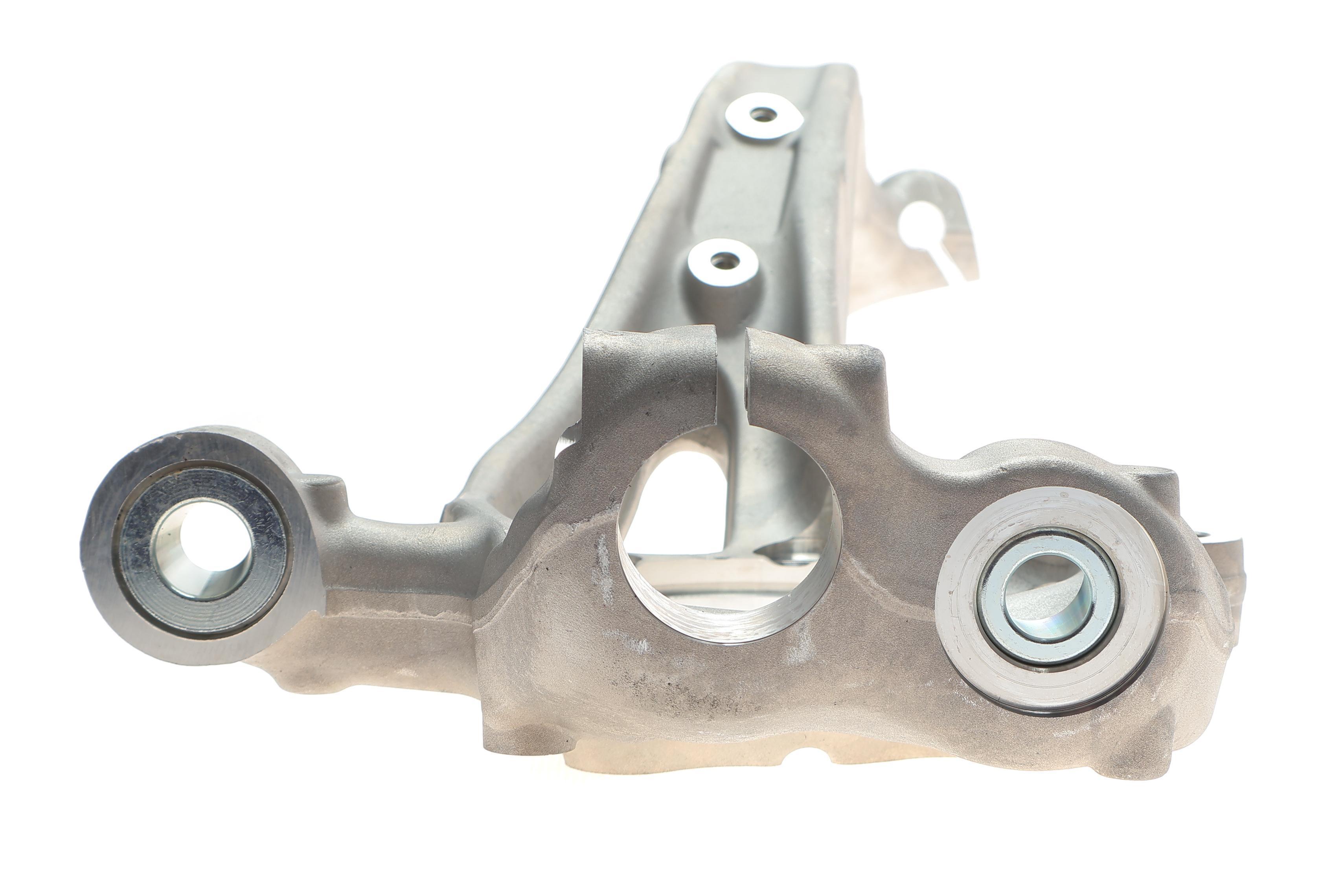 Кулак поворотний (цапфа) Audi A4 2.0/3.0 TDI 16- (R) (передня)