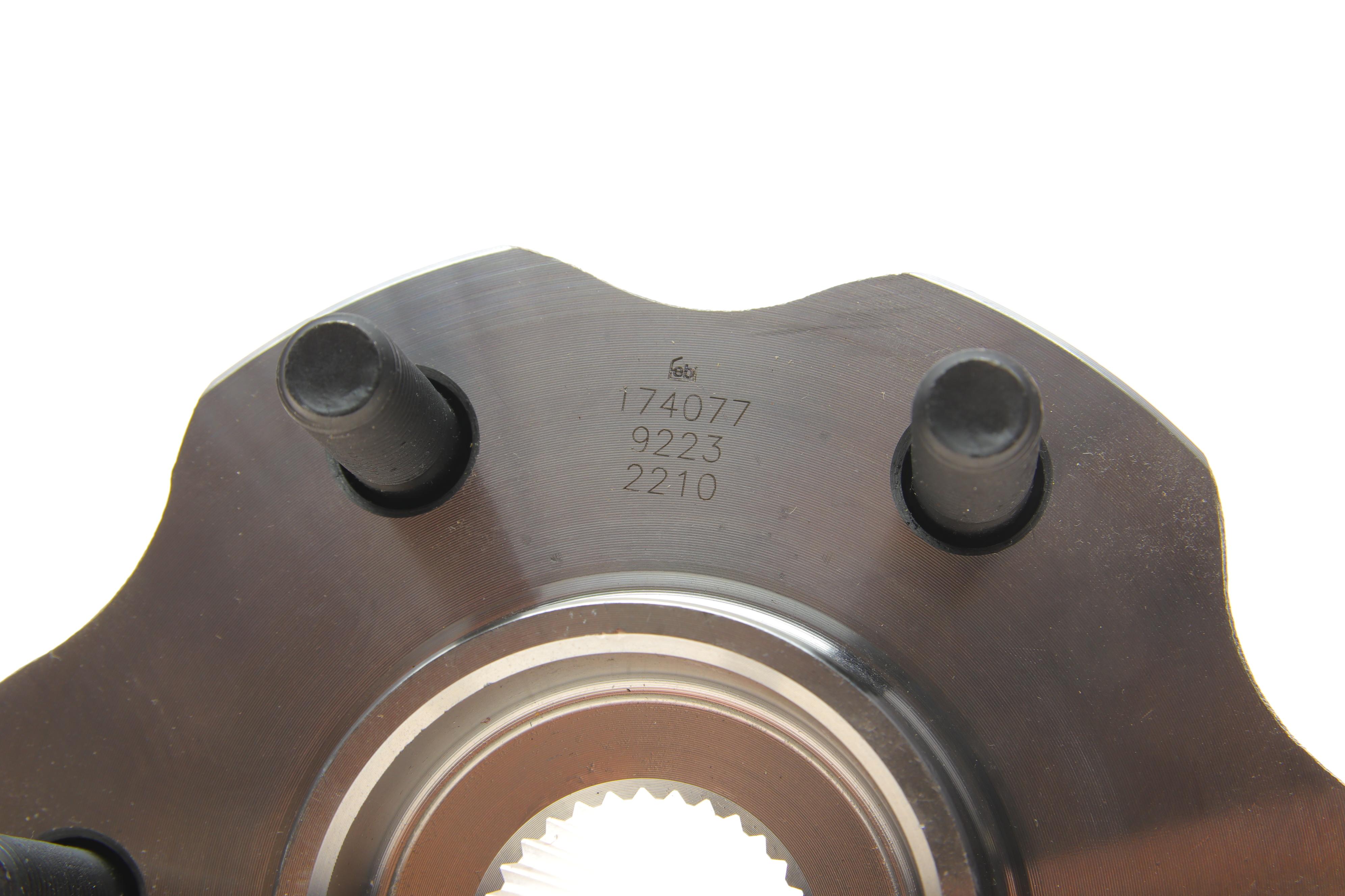 Підшипник маточини (задньої) Nissan Armada/Pathfinder 03-