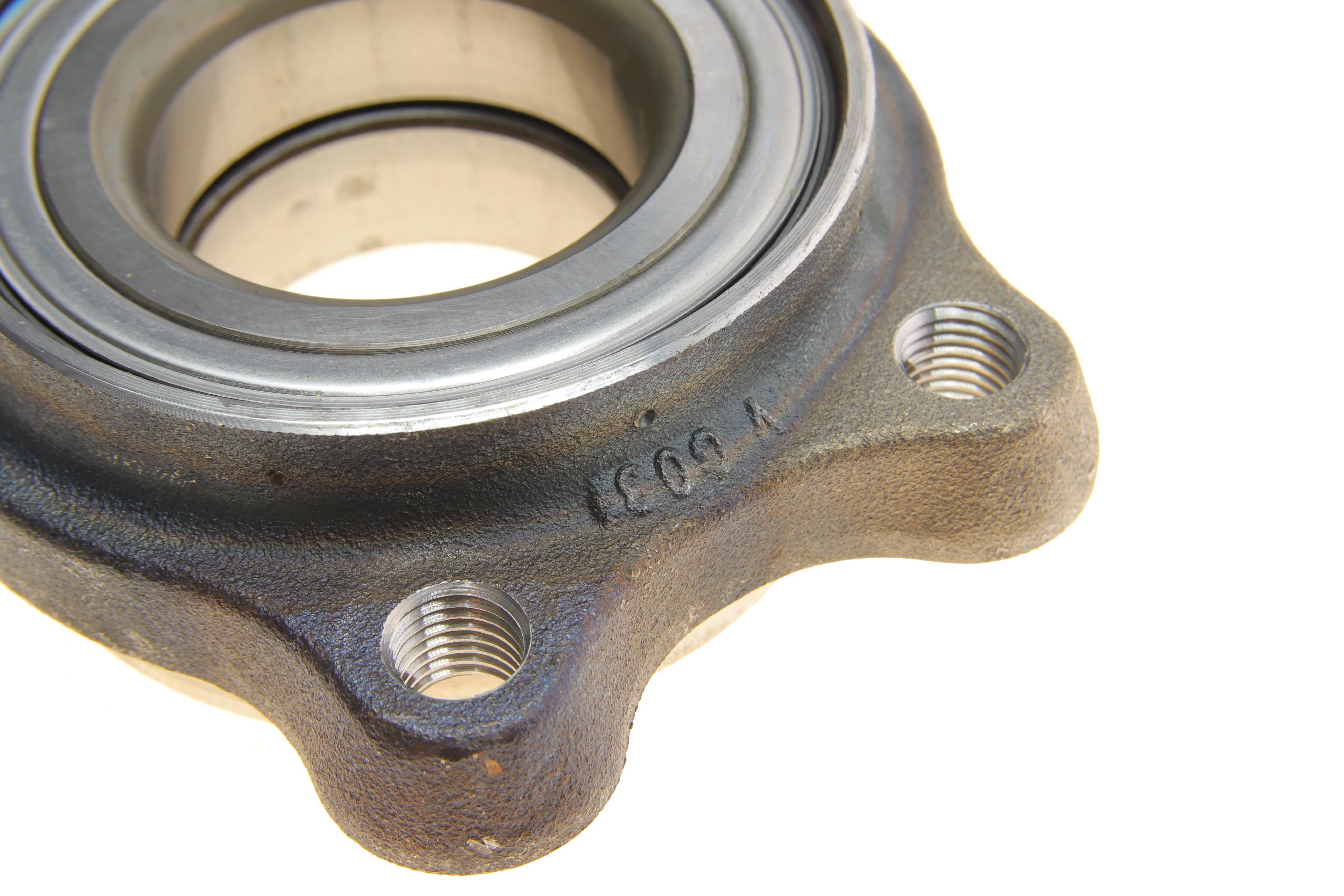 Підшипник маточини (передньої/задньої) Audi A6/A8 02- (42.25x92x45)(+ABS)