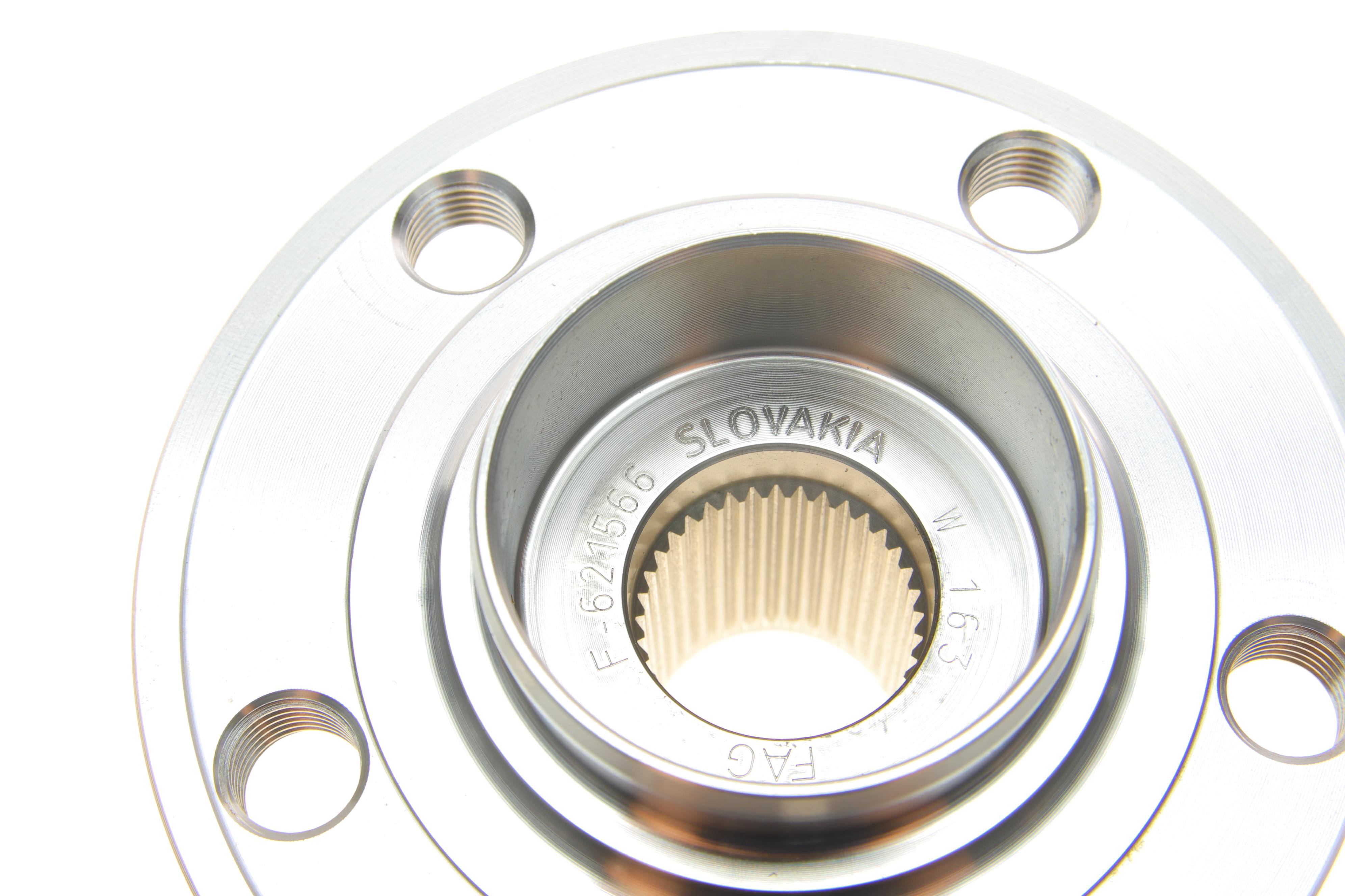 Підшипник маточини (передньої) Skoda Fabia 99-/VW Polo 02-