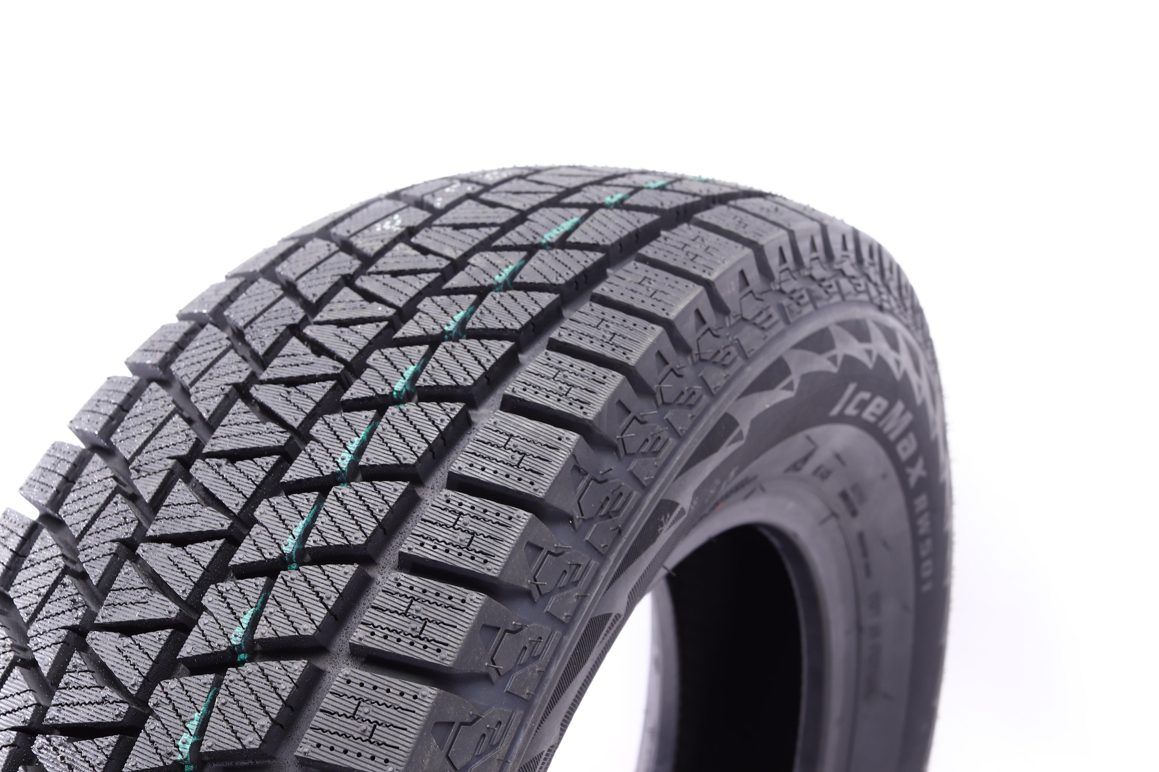Шина IceMax RW501 205/70 R15 C 106/104S (зимова)
