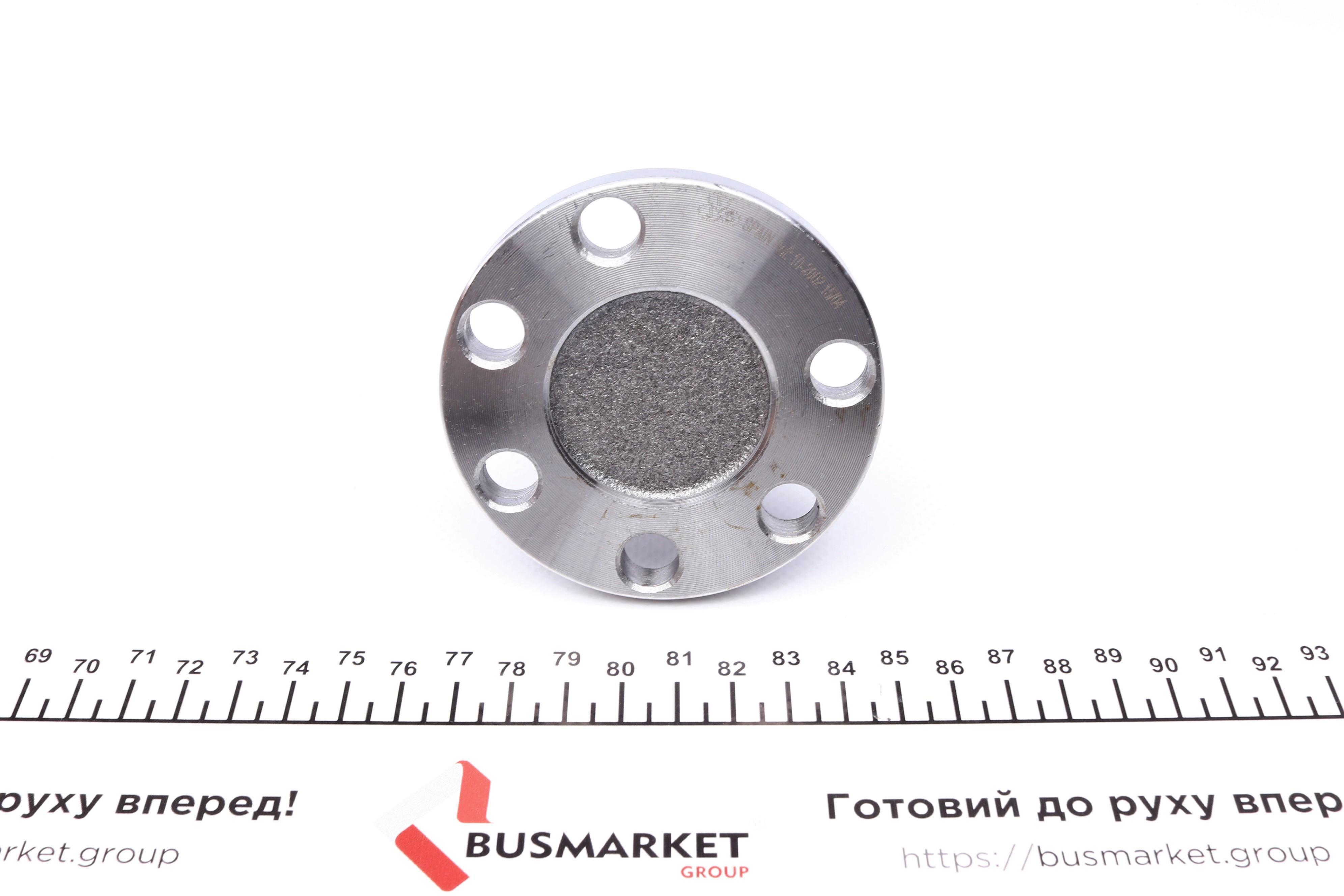 Кулак поворотний (цапфа) VW Passat 73-99 (задній)(109mm)