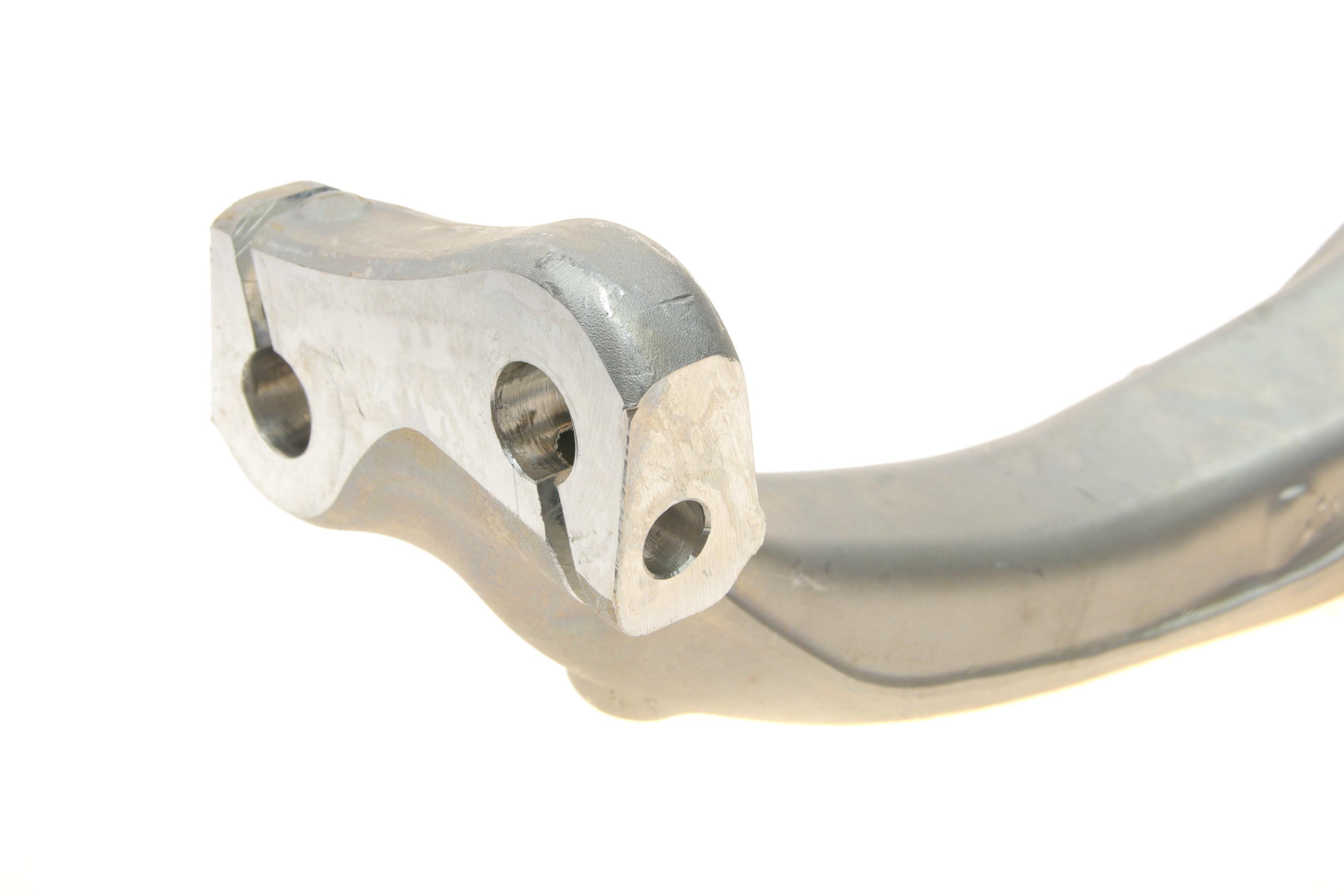 Кулак поворотний (цапфа) Audi A4/Q5 2.0/3.0 TDI 08-16 (L)