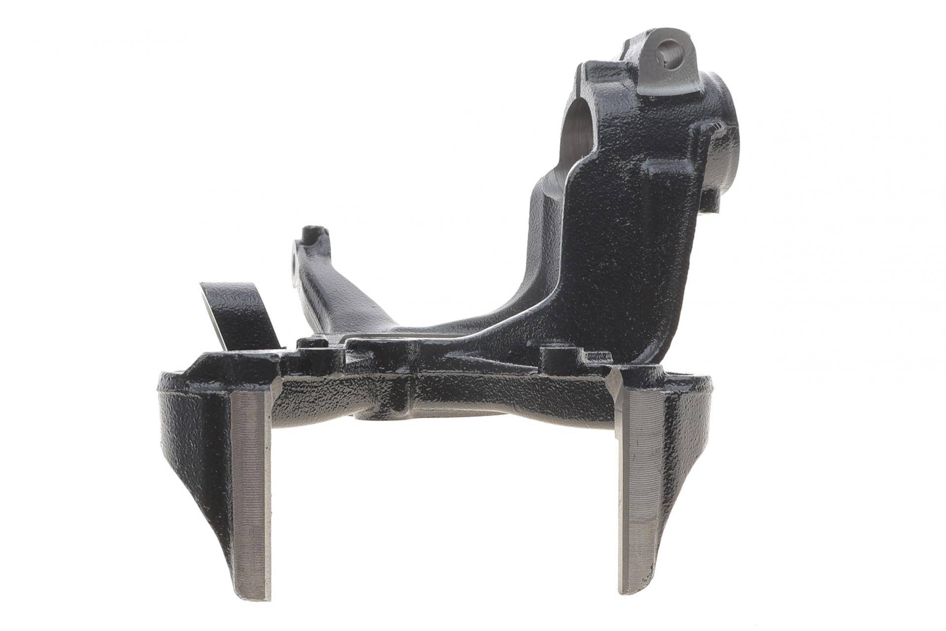 Кулак поворотний (цапфа) VW Caddy 03- (L) (3 отв.)