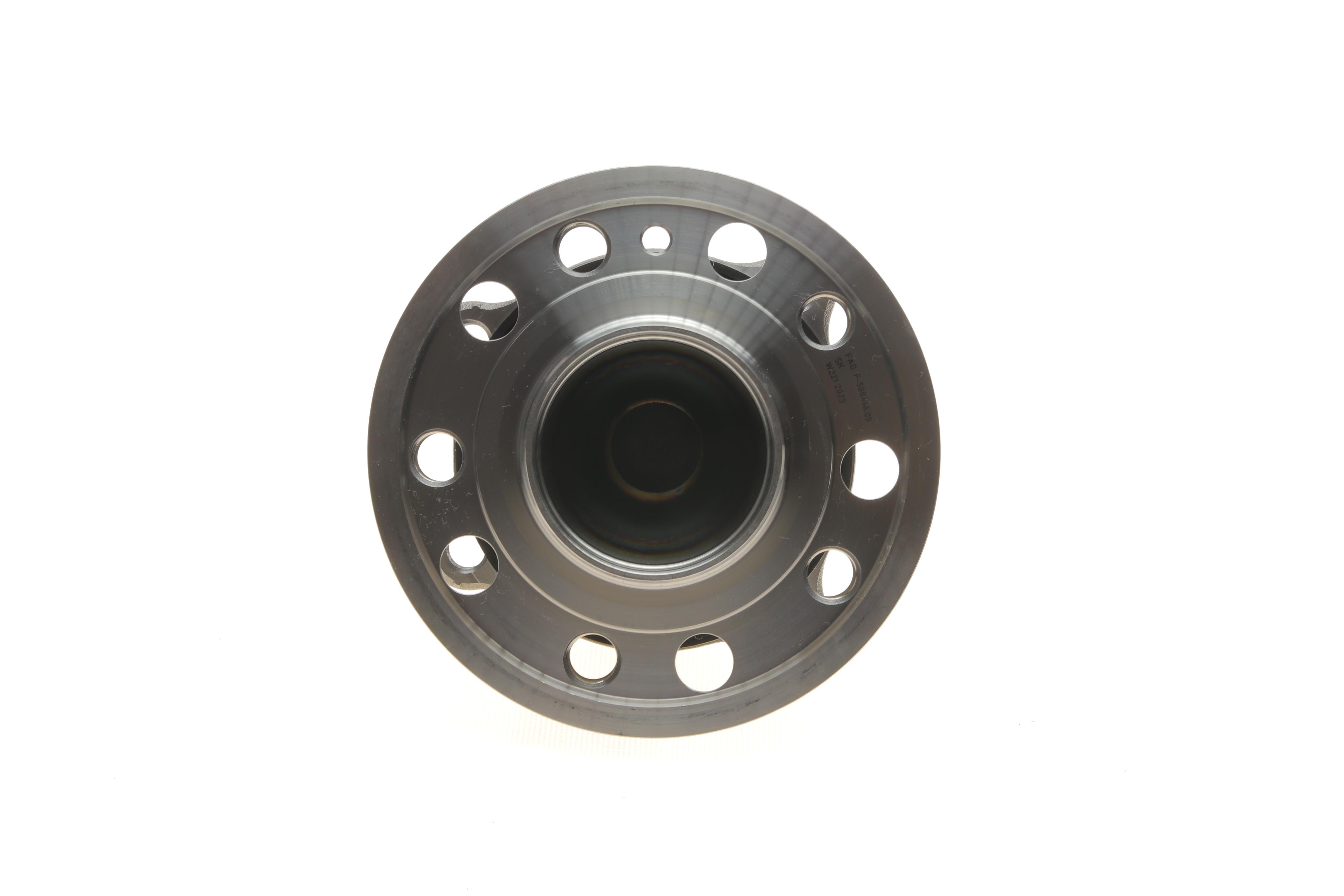 Підшипник маточини (передньої) MB C-class (W205)/E-class (W213) 13-