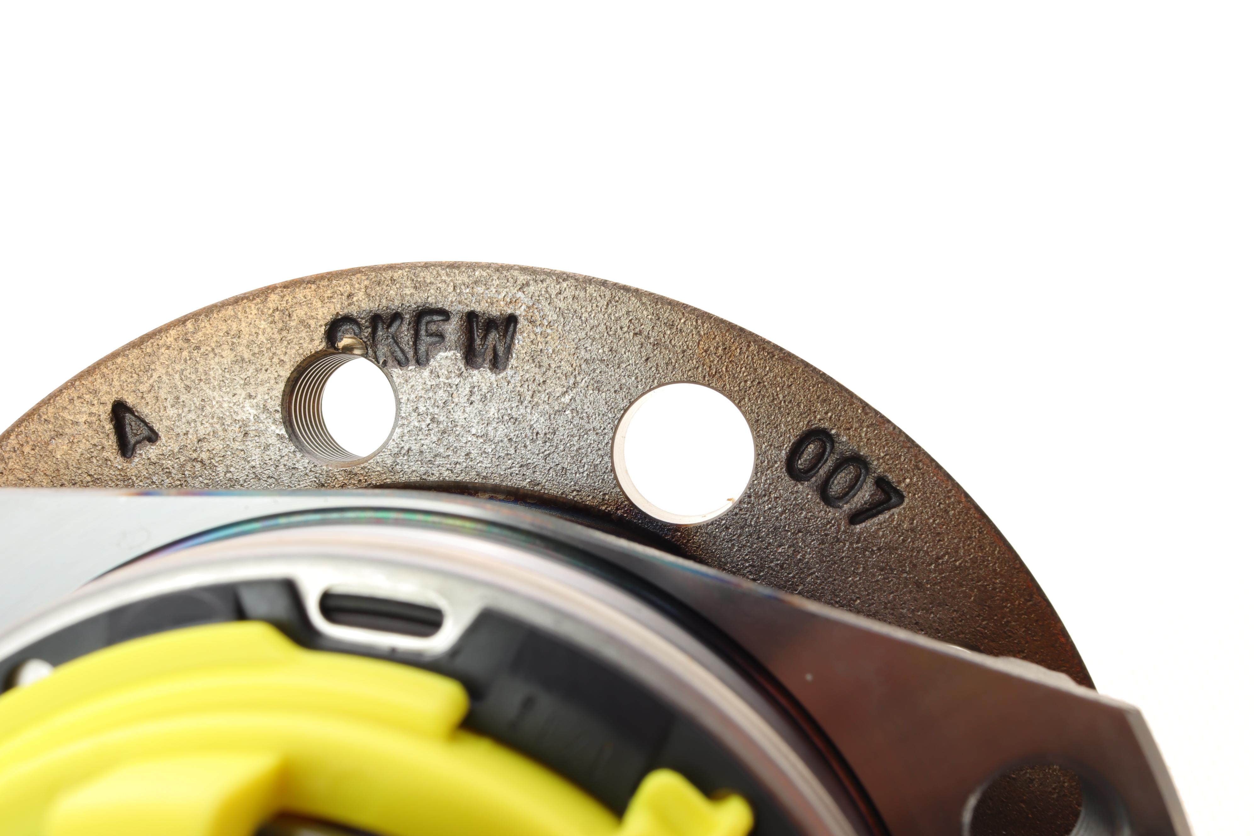 Підшипник маточини (передньої)(5 болтів) Opel Astra H/Zafira B 05-