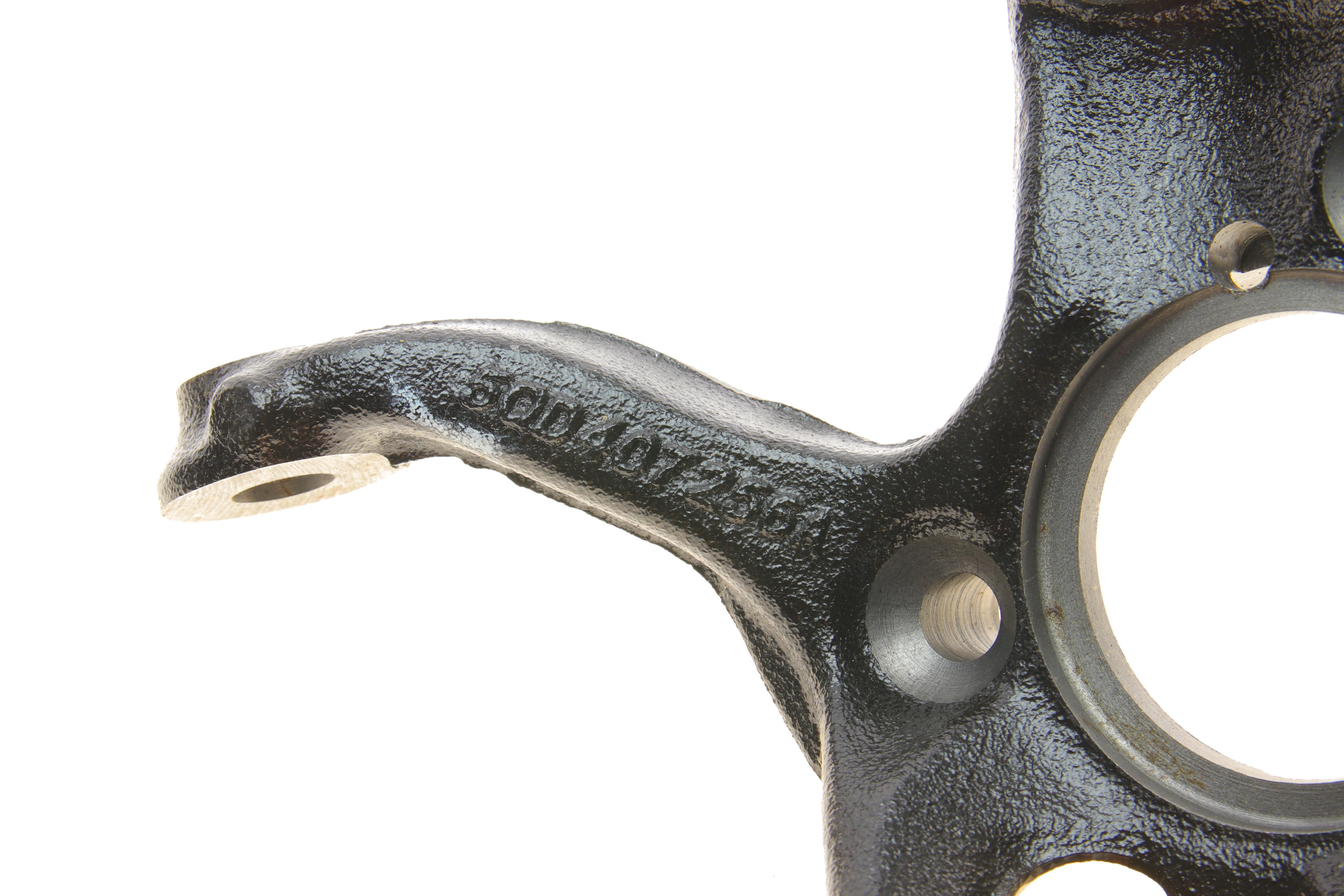 Кулак поворотний (цапфа) VW Golf 14- (R) (OE VAG)