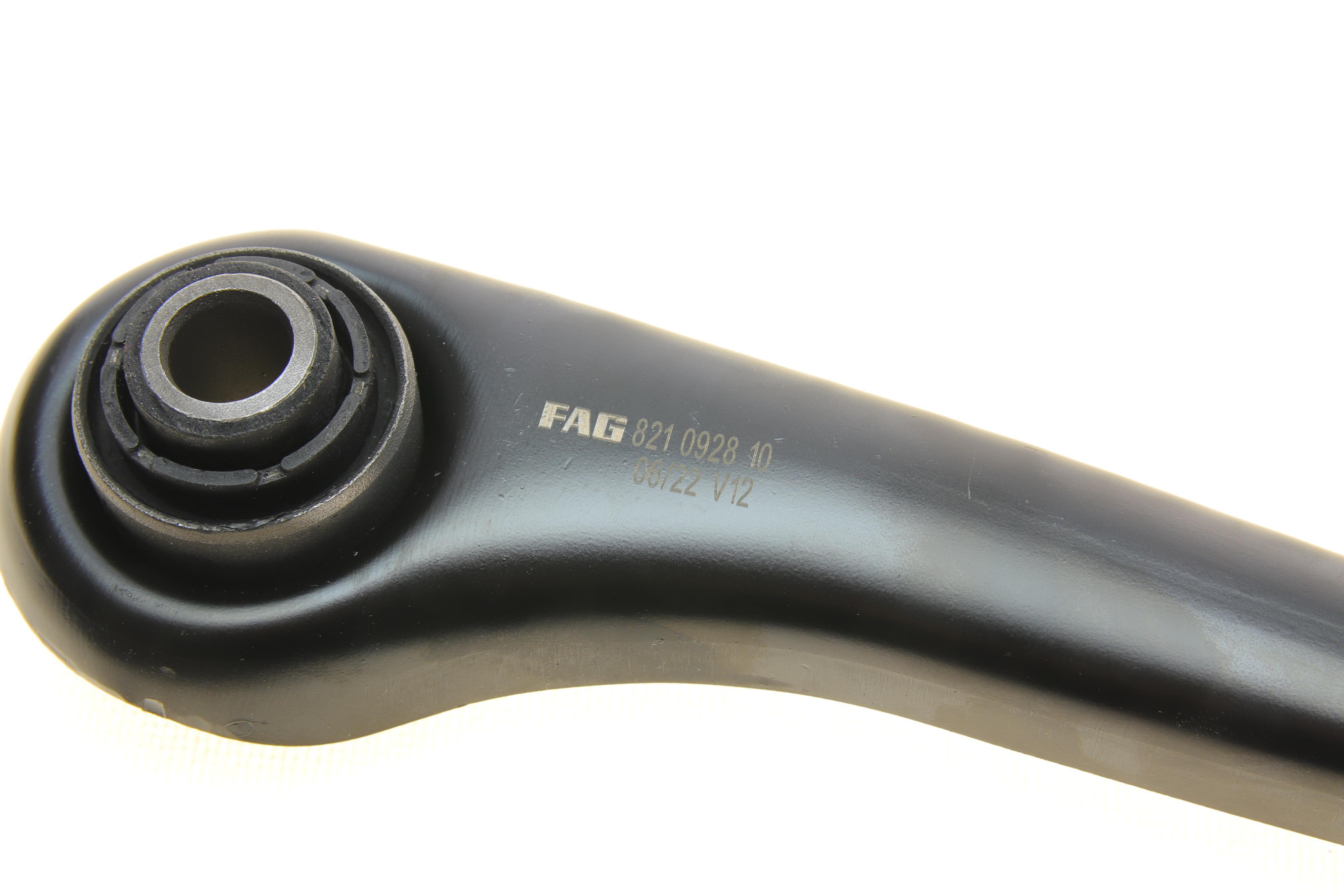 Важіль підвіски (задній/знизу) (L) Audi A3/Q3/Skoda Octavia II/SuperB/VW Golf V/VI/Passat/Touran 03-