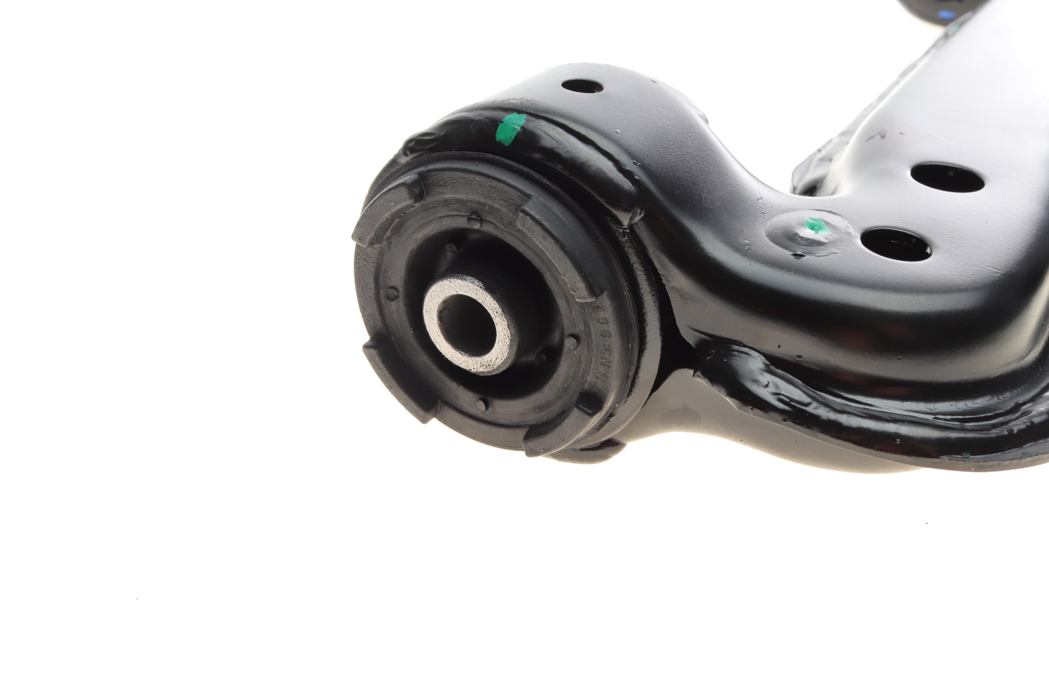 Важіль підвіски (передній/знизу) (R) Opel Astra H 04-14/Meriva B 10-17/Zafira B 05-15 (з кульовою)