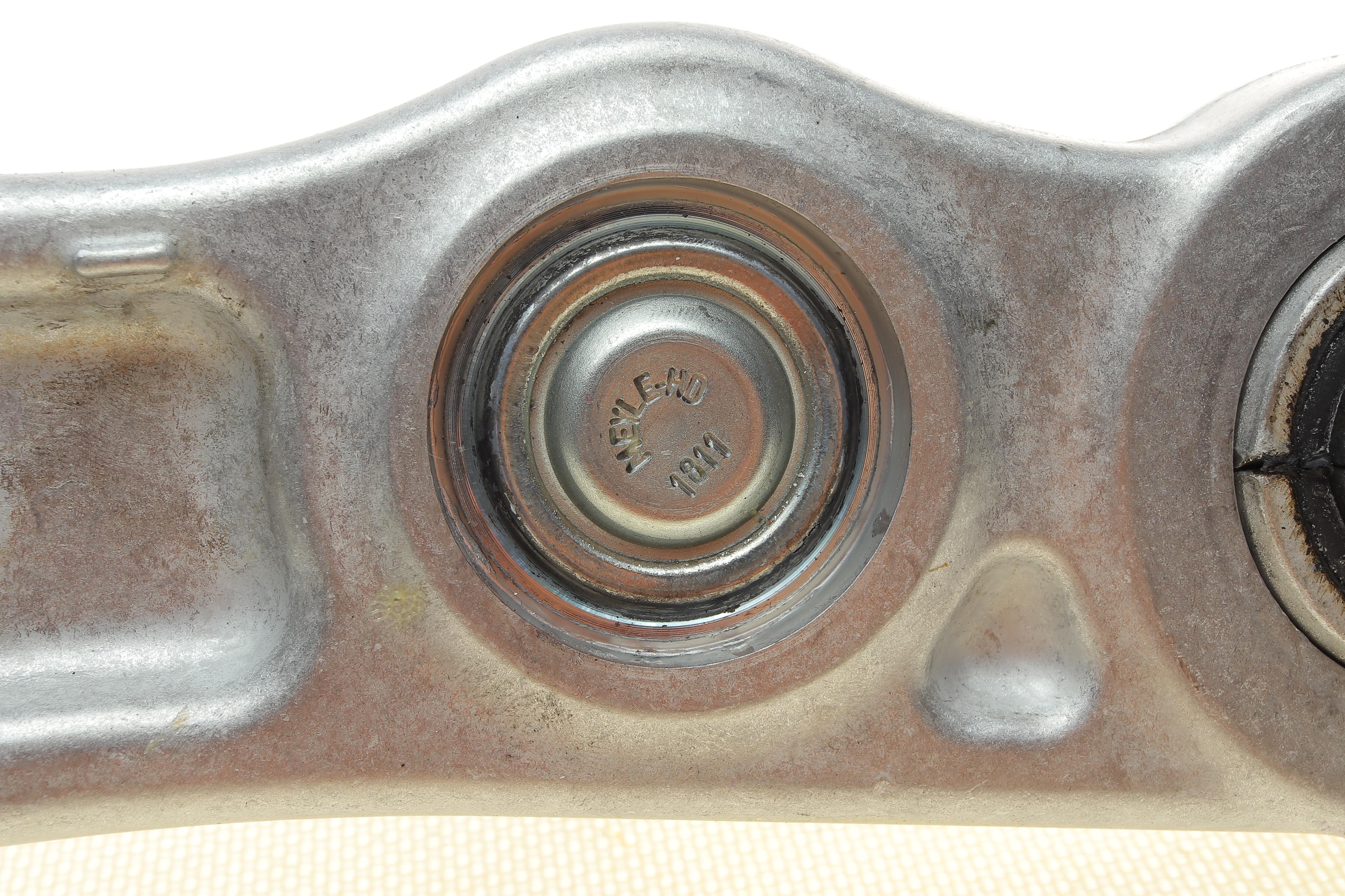 Важіль підвіски (передній) (L) MB C-class (W205)/E-class (W213) 13-