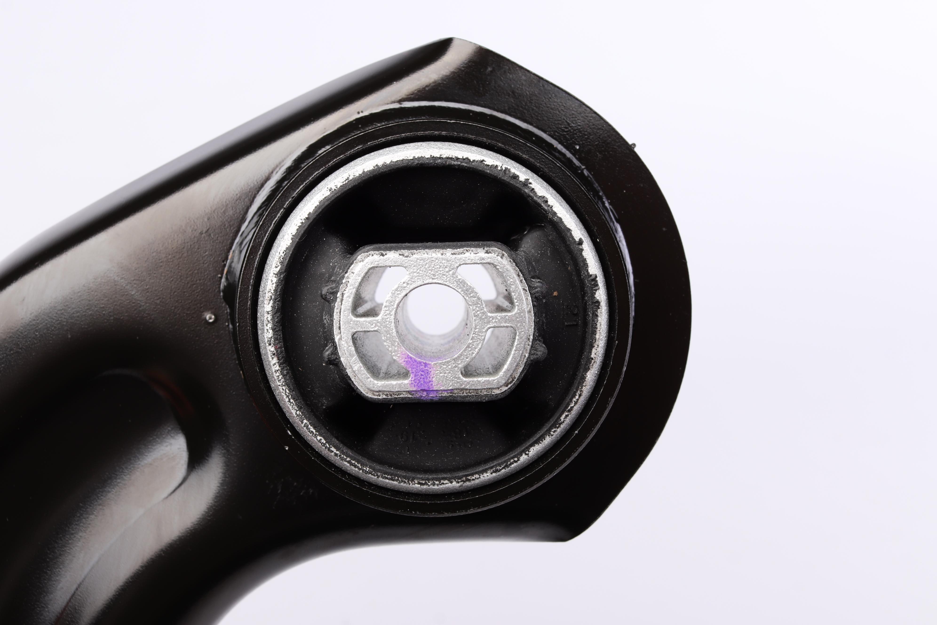 Важіль підвіски (задній) (L) Audi A3/Skoda Octavia II/VW Golf 03-16/VW Passat/Skoda SuperB/Yeti 10-