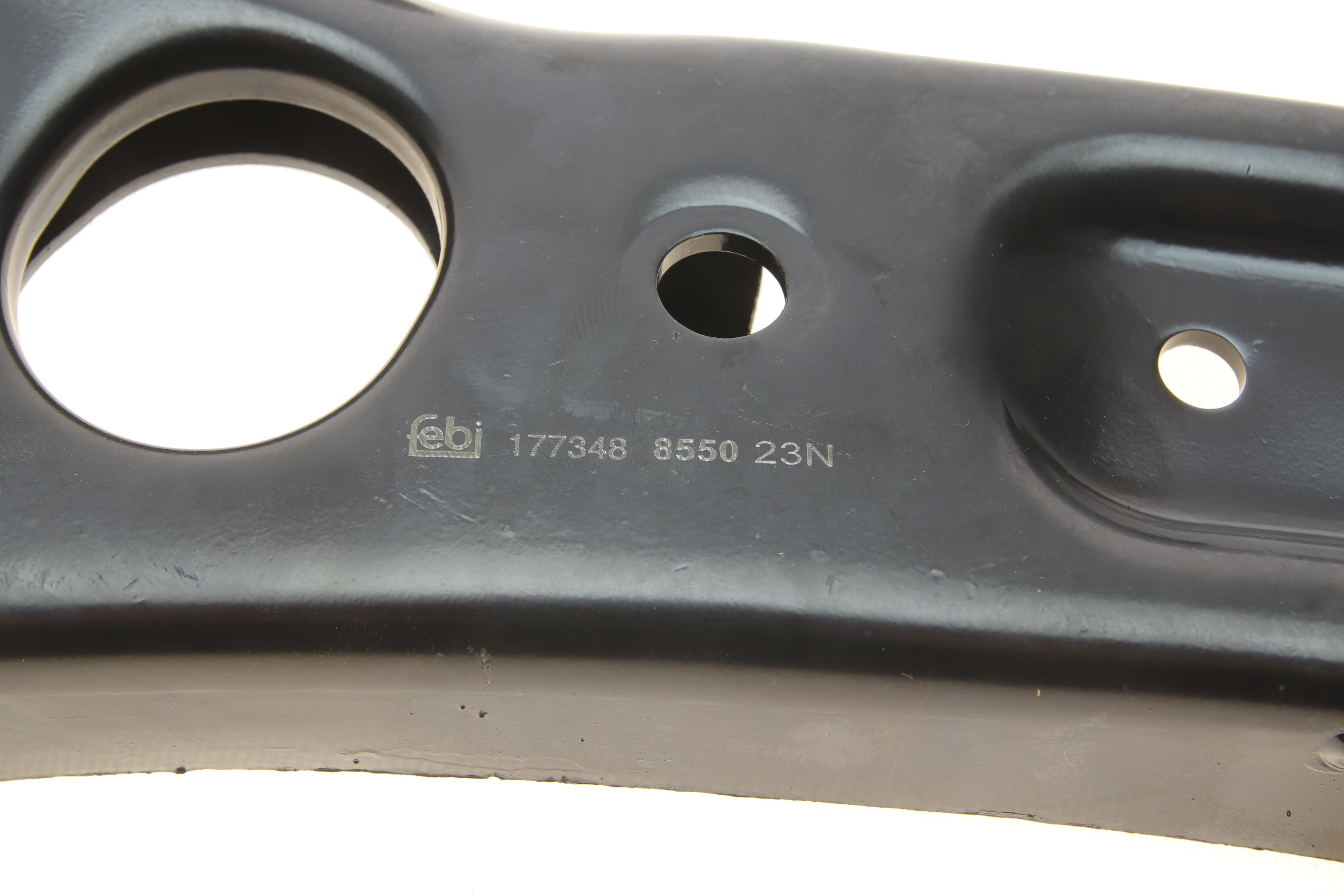 Важіль підвіски (передній) (L) Hyundai Elantra/i30 1.4/1.6/1.6CRDi 11-