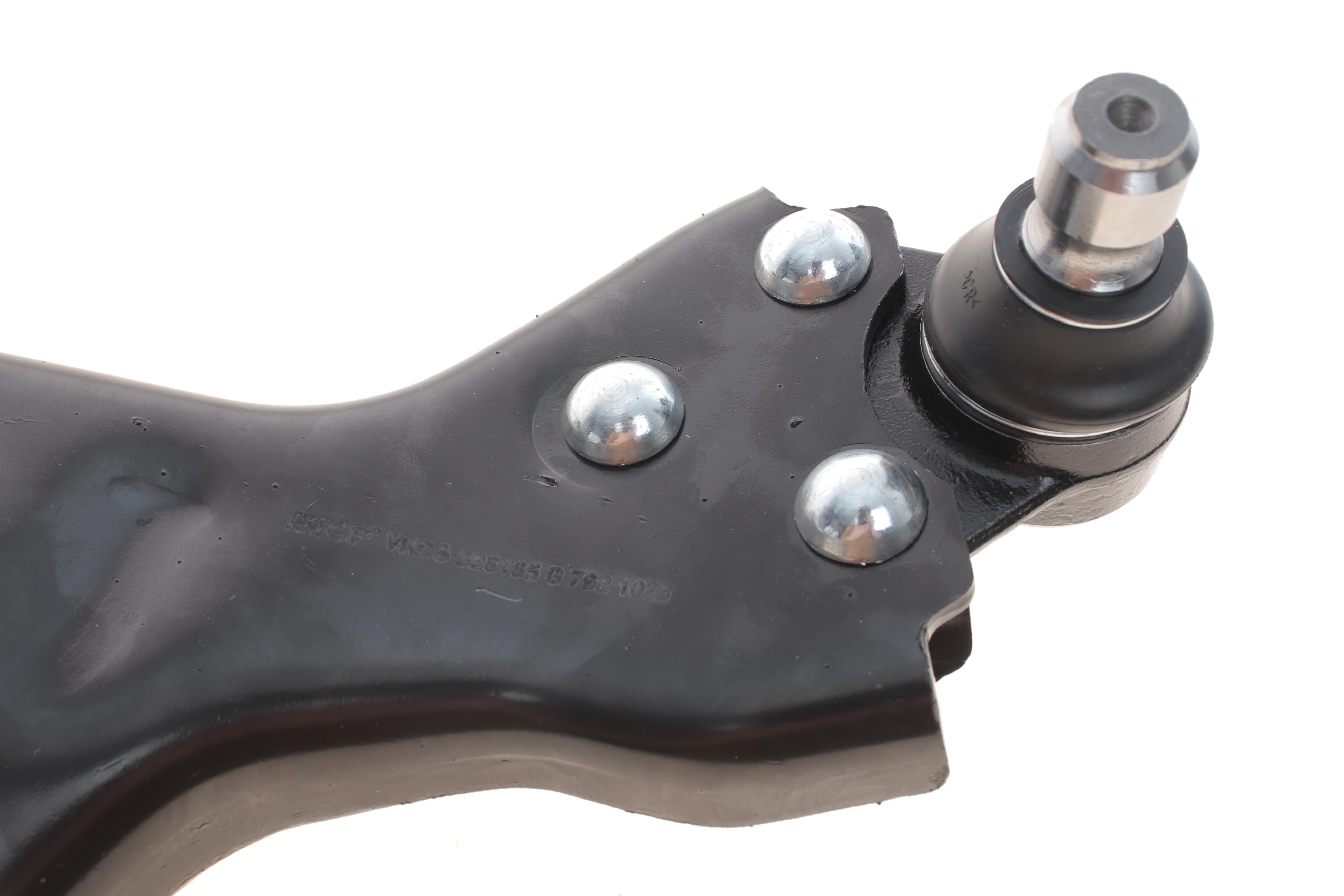 Важіль підвіски (передній/знизу) (L) MB Vito (W639) 03-