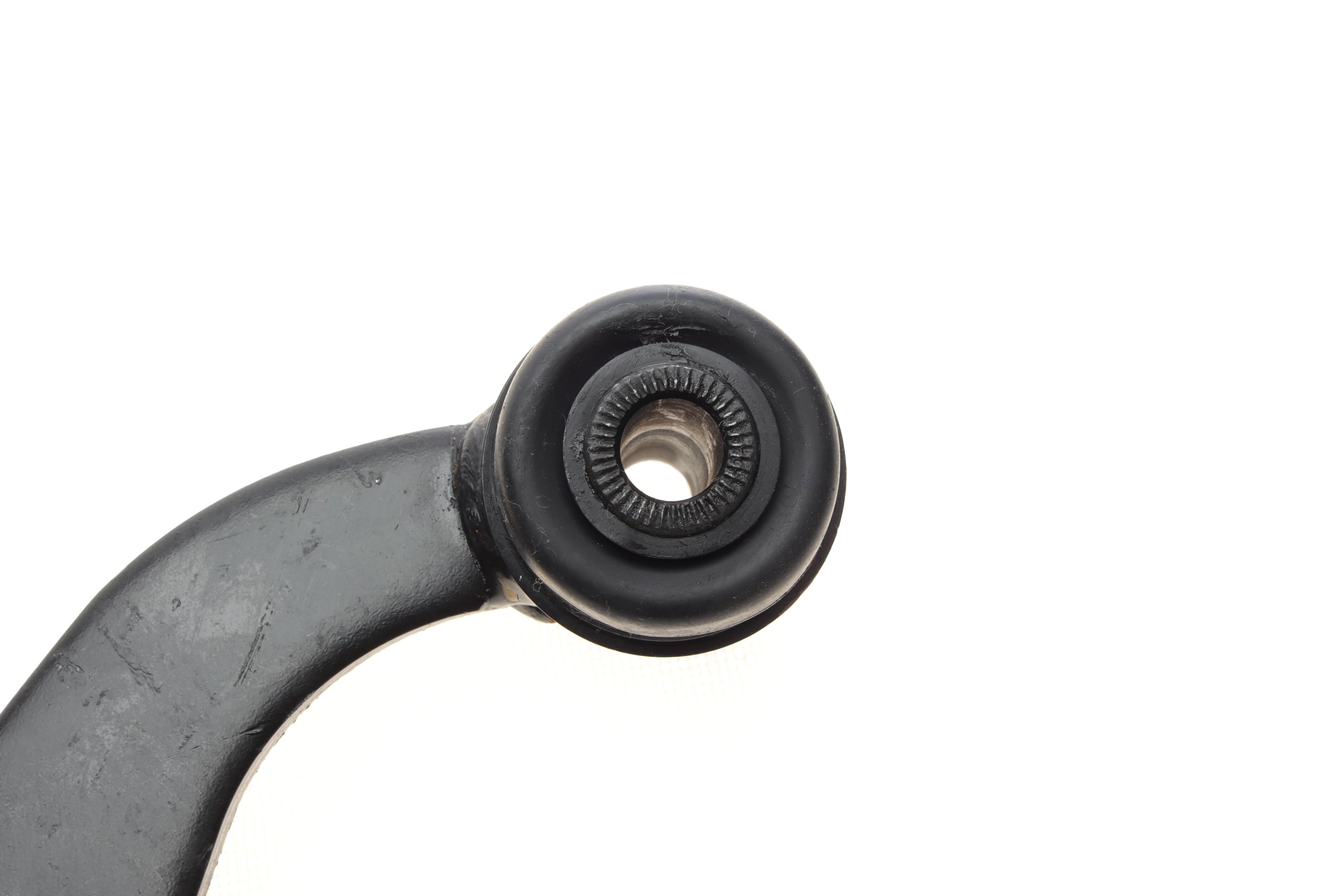 Важіль підвіски (задній) (R) Toyota Rav4 III 2.0-2.2 D 06-