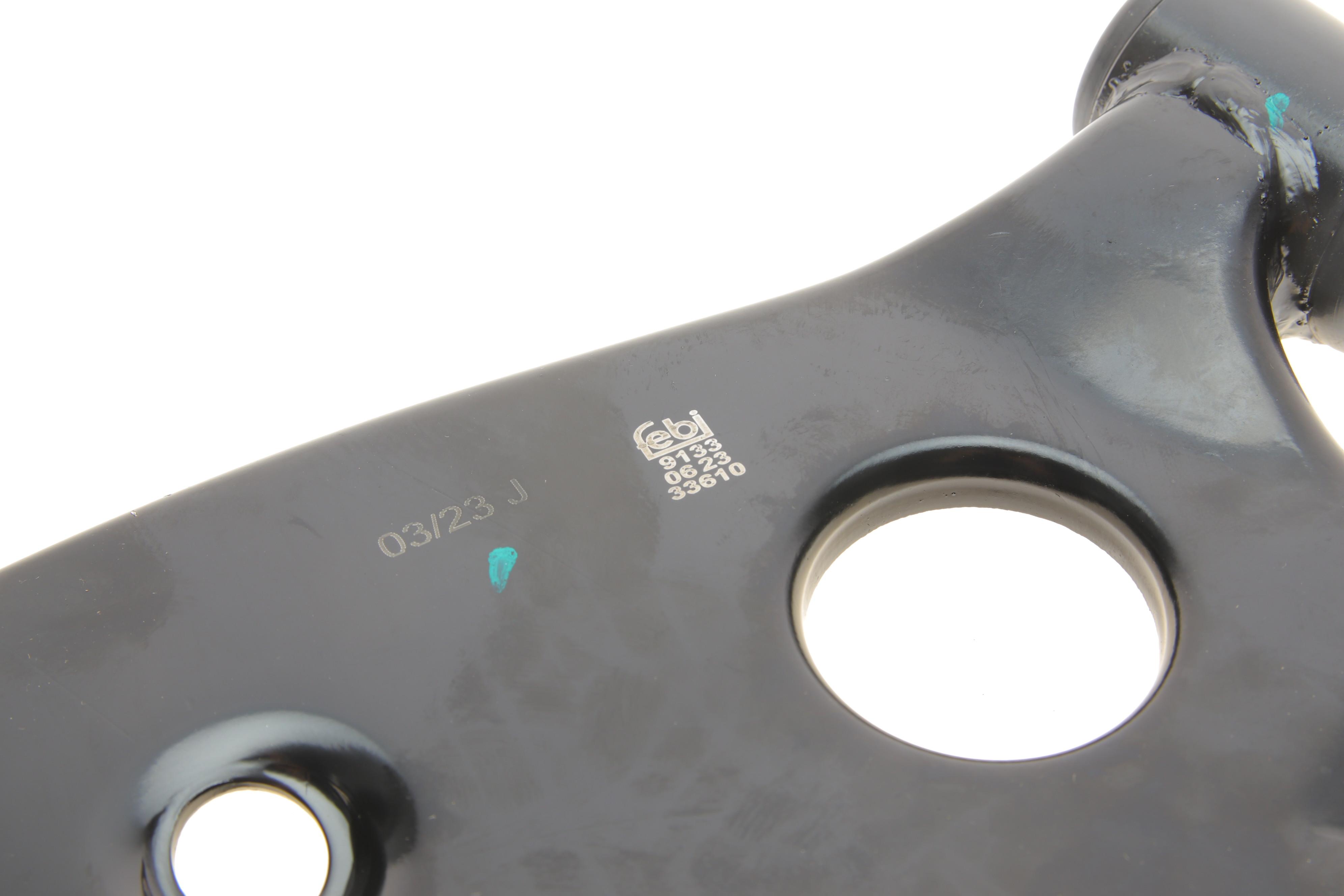 Важіль підвіски (передній/знизу) (L) Mitsubishi Colt 04-12/ Smart Forfour 04-06