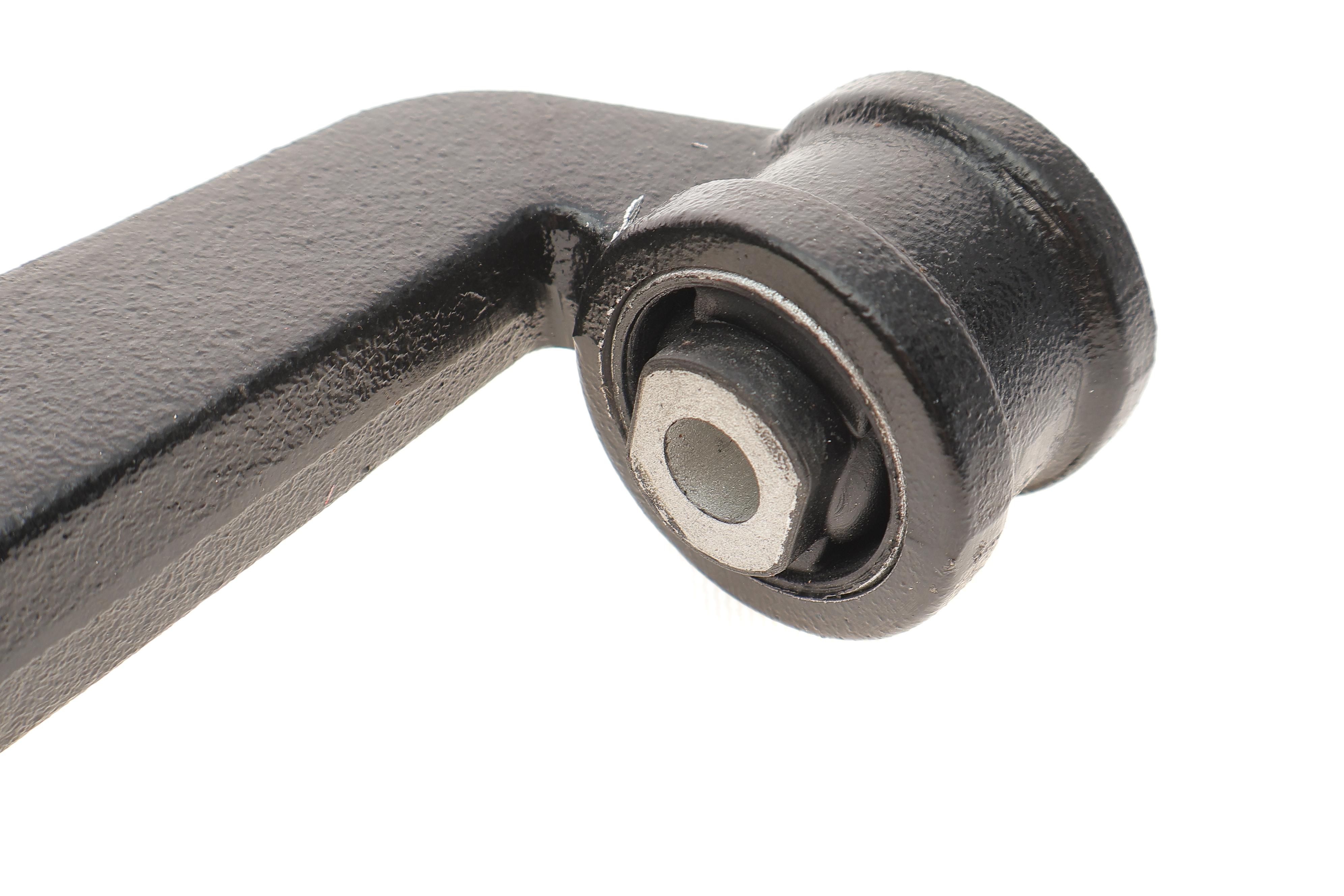 Важіль підвіски (передній/знизу) (R) VW T4 90-03