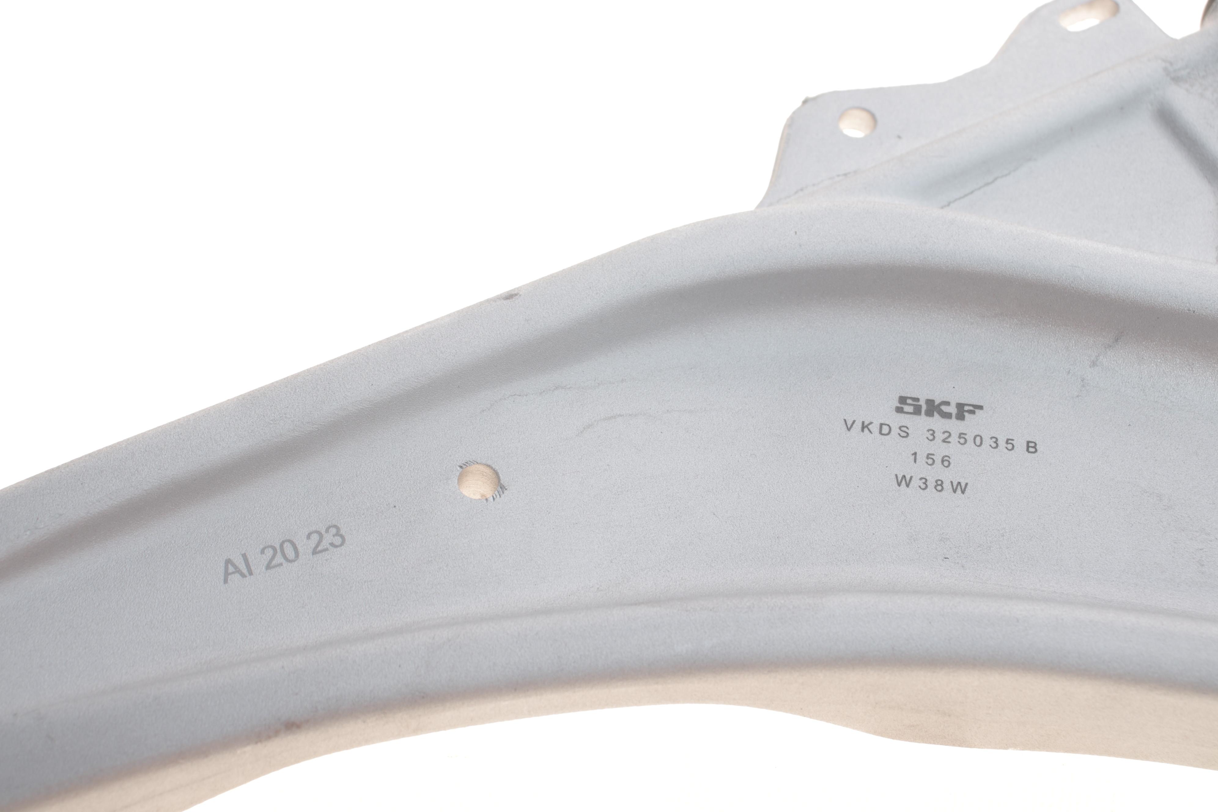 Важіль підвіски (передній/знизу) (L) Chevrolet Cruze/Opel Astra J 09-