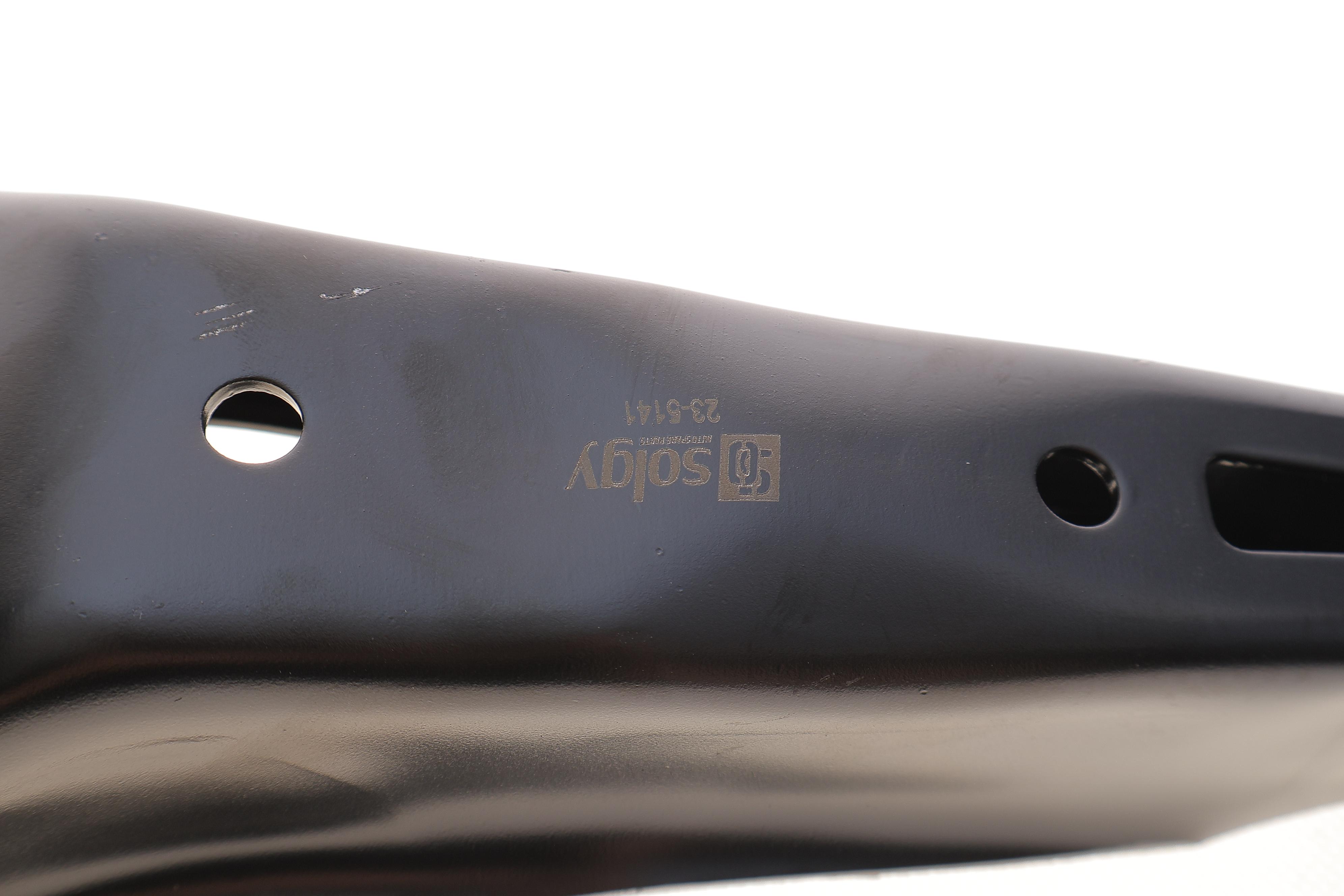 Важіль підвіски (задній/знизу/ззовні) Ford Focus III 10-