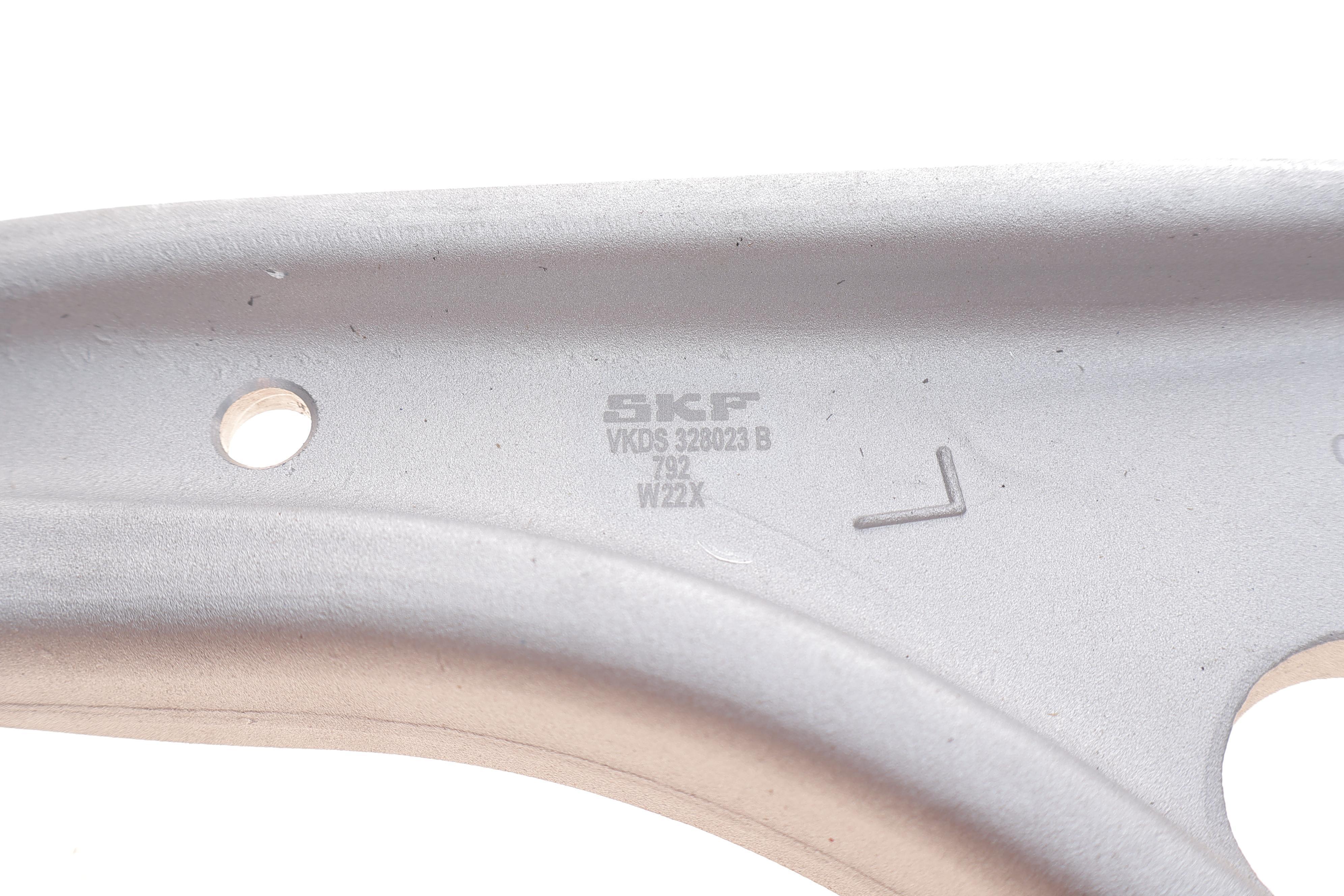 Важіль підвіски (передній/знизу) (L) MB A-class (W176)/B-class (W246/W242)/CLA-class (C117) 11-