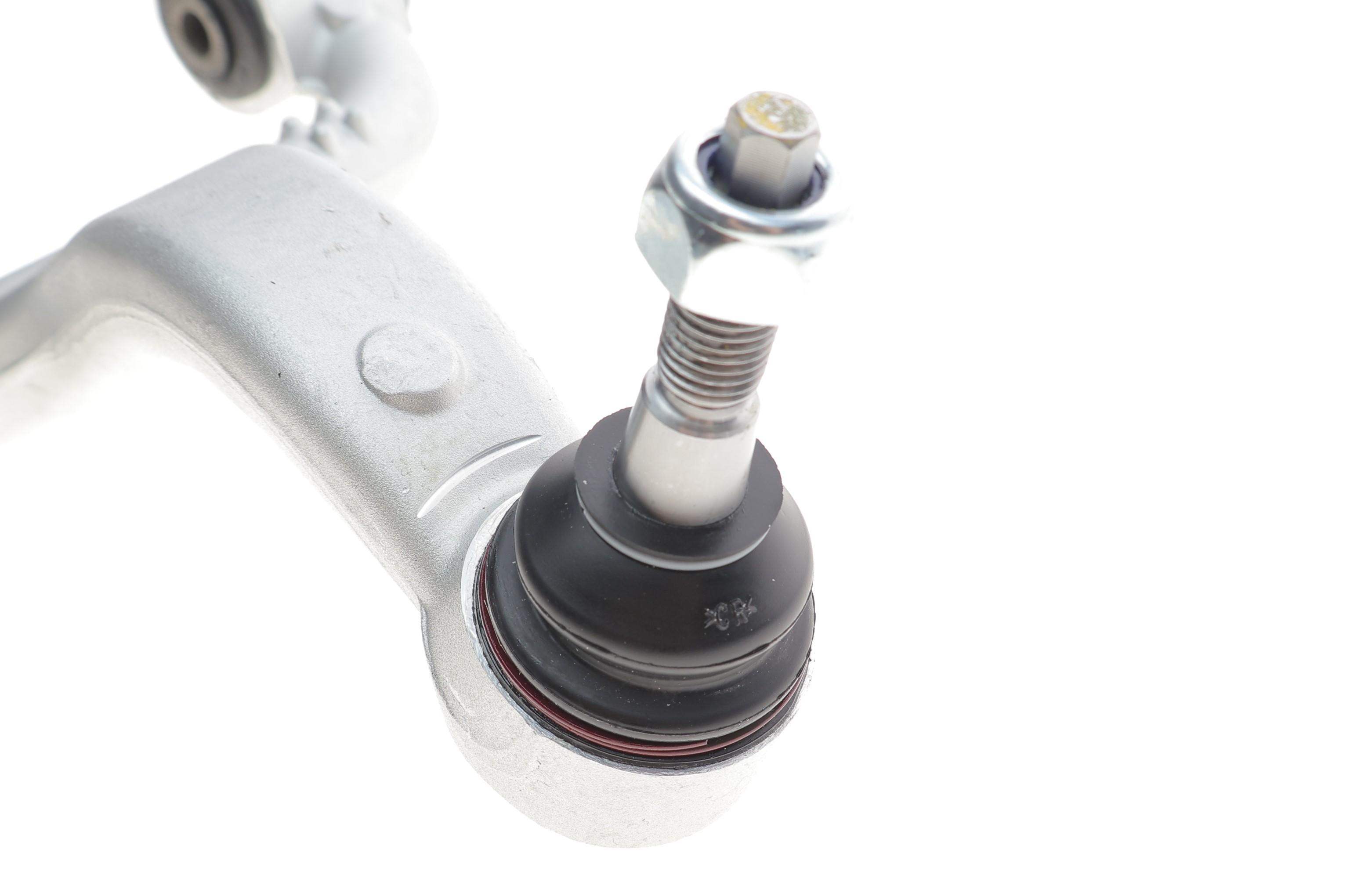 Важіль підвіски (передній/зверху) (L) MB M-class (W163) 98-05