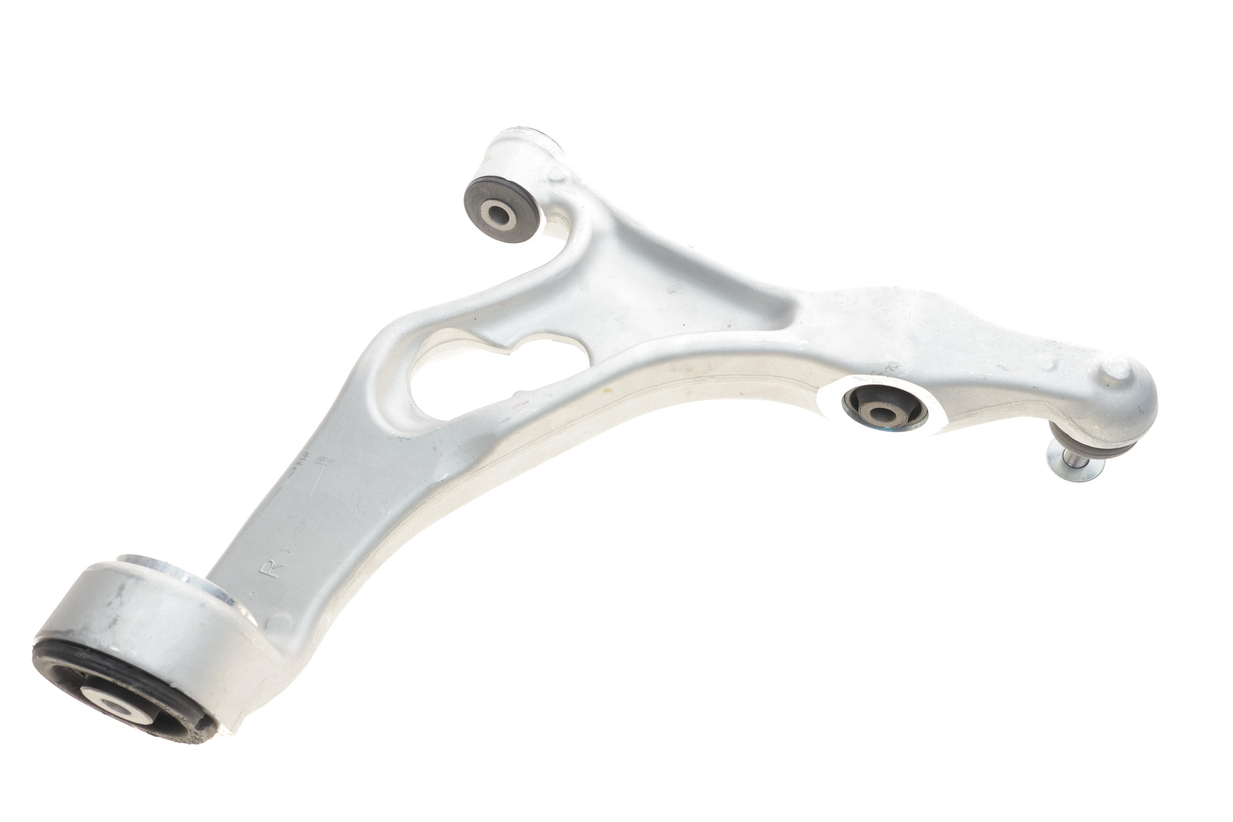 Важіль підвіски (передній/знизу) (R) Audi Q7/VW Touareg 07-