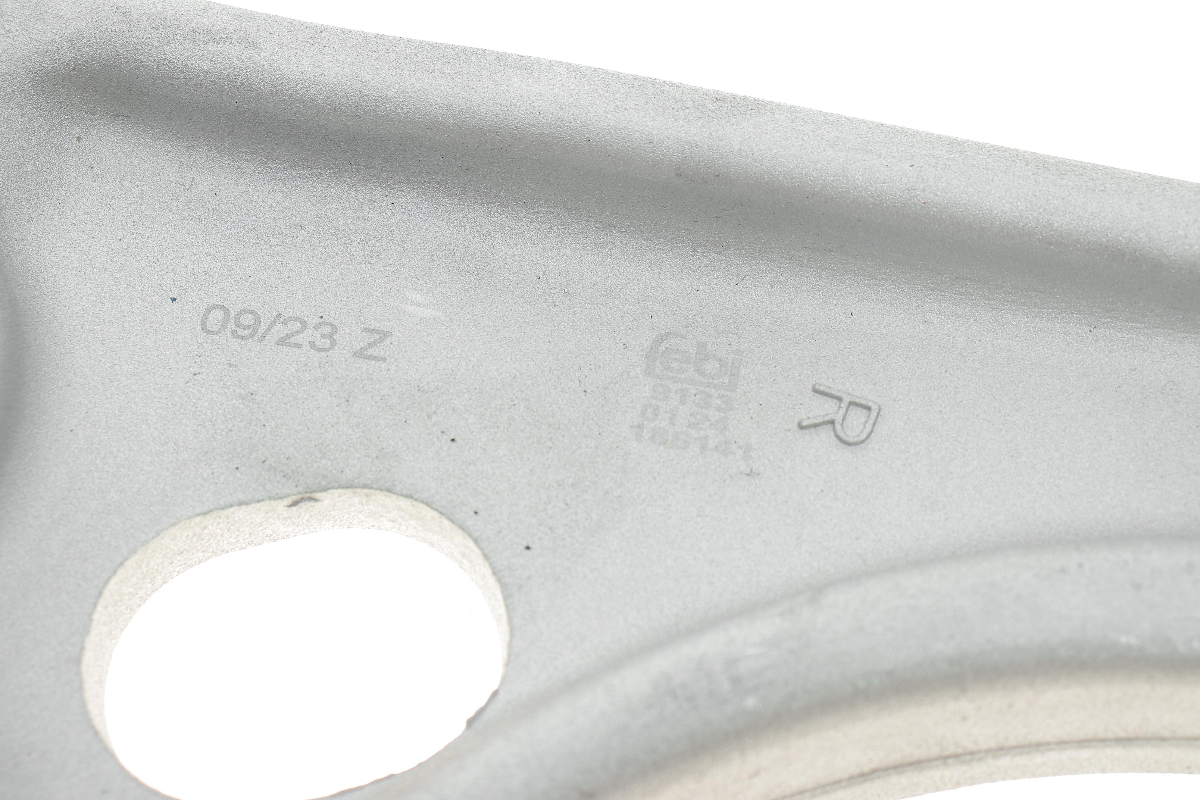 Важіль підвіски (передній/знизу) (R) MB A-class (W176)/B-class (W246/W242)/CLA-class (C117) 11- (d=18/21mm)