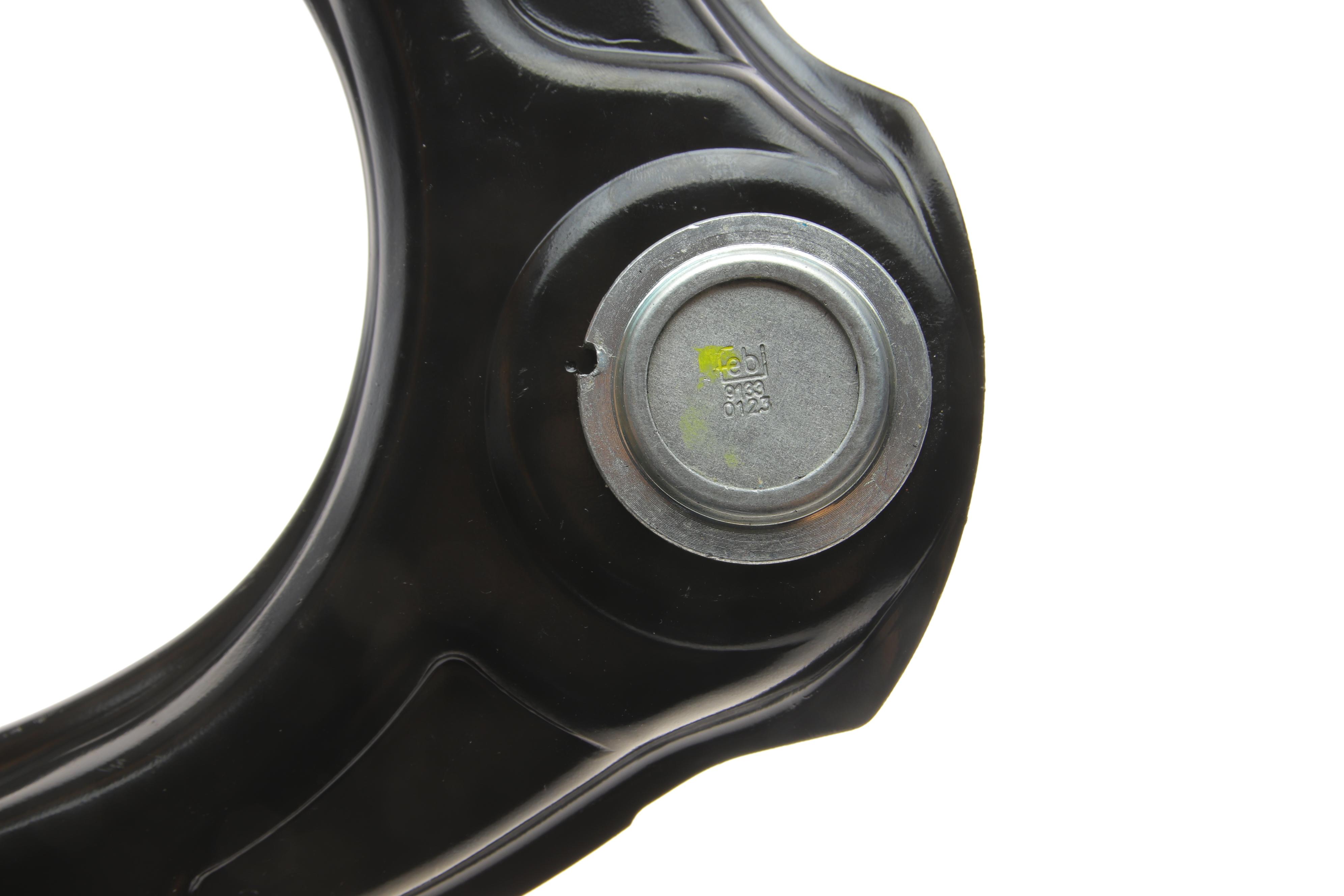 Важіль підвіски (передній/зверху) (R) Honda Accord 08-15