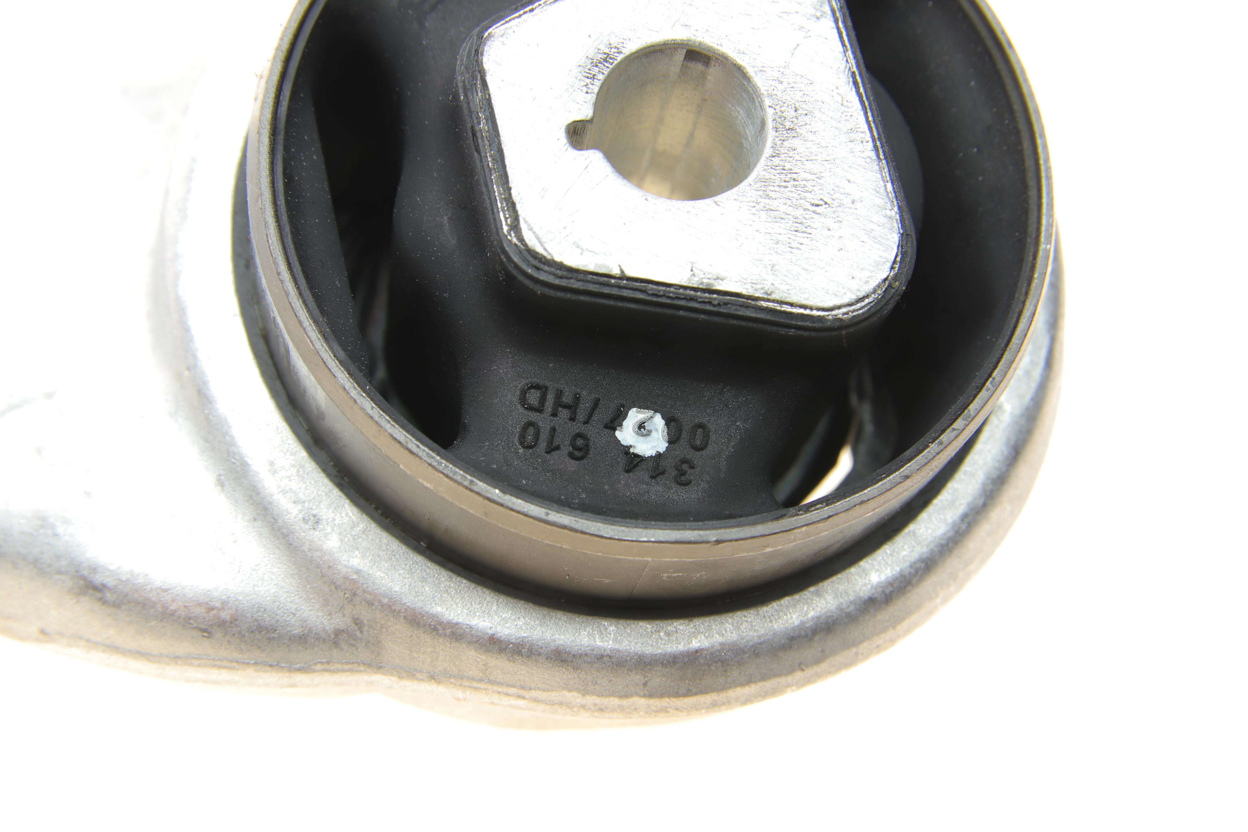 Важіль підвіски (передній/знизу/спереду) (R) BMW 5 (F10) 10-