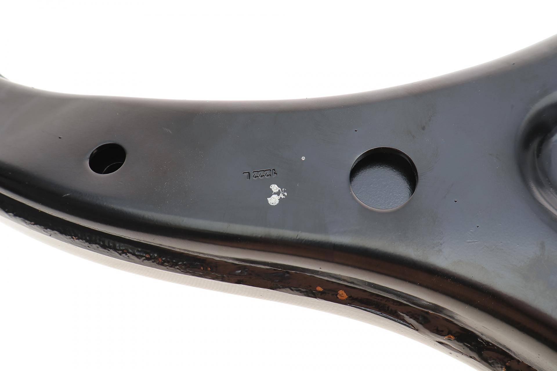 Важіль підвіски (передній/знизу) (L) Kia Sorento 09-15