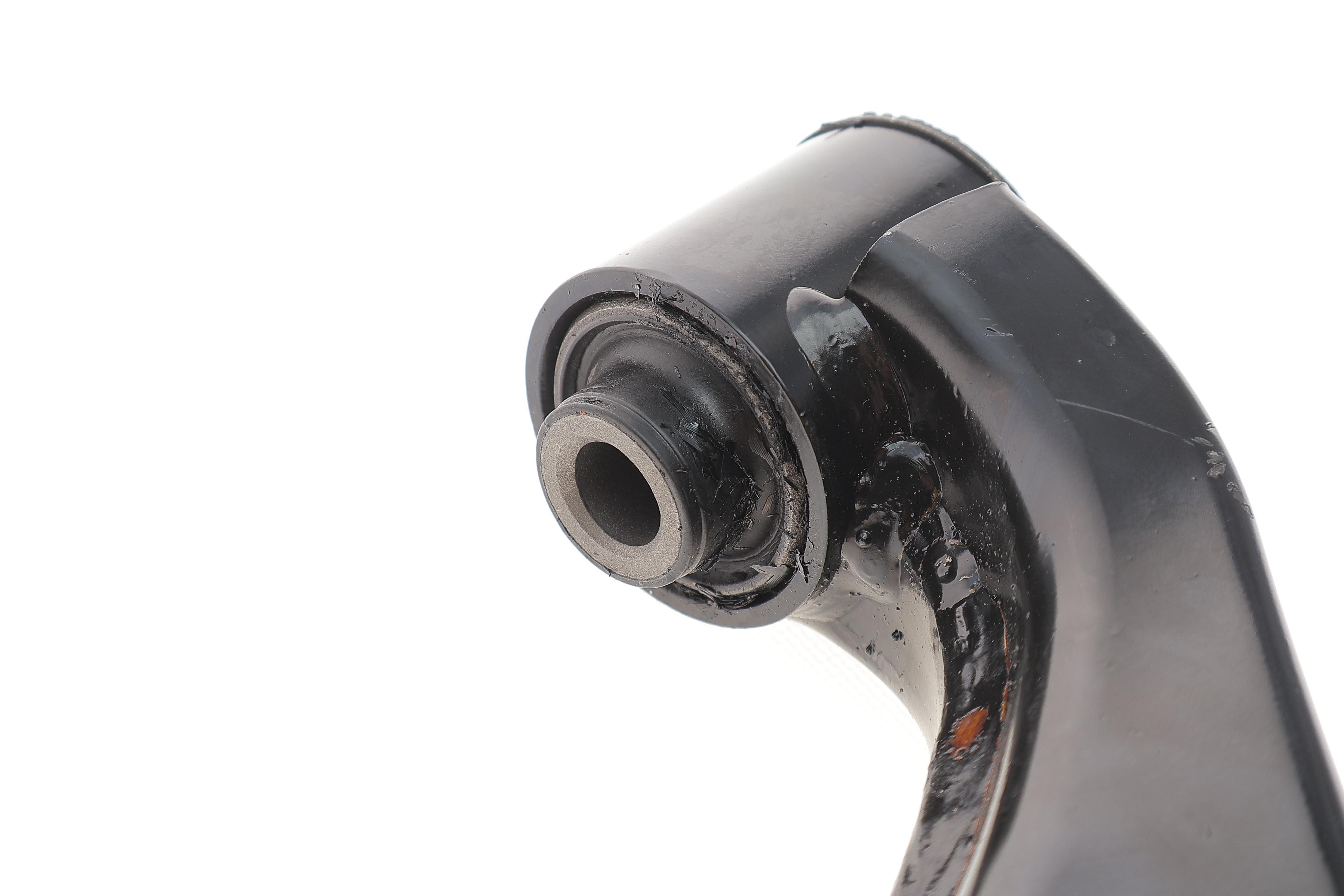 Важіль підвіски (передній/знизу) (R) Kia Sorento 09-15