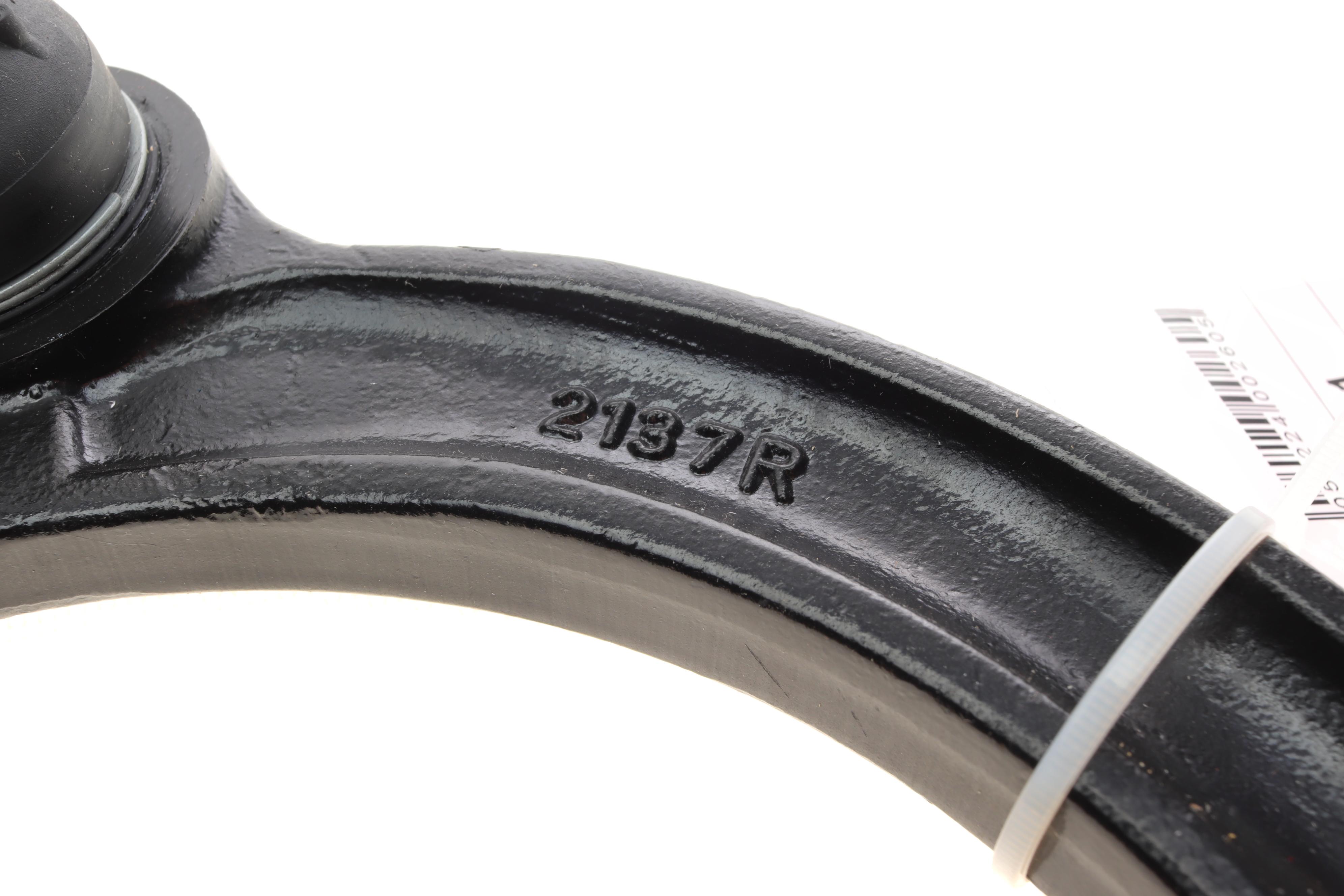 Важіль підвіски (передній/зверху) (R) MB E-class (W211) 02-11